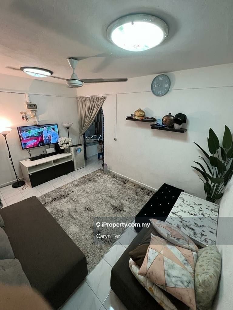 PERMAS JAYA DOUBLE STOREY LOW COST HOUSE, Masai 2sty Terrace/Link