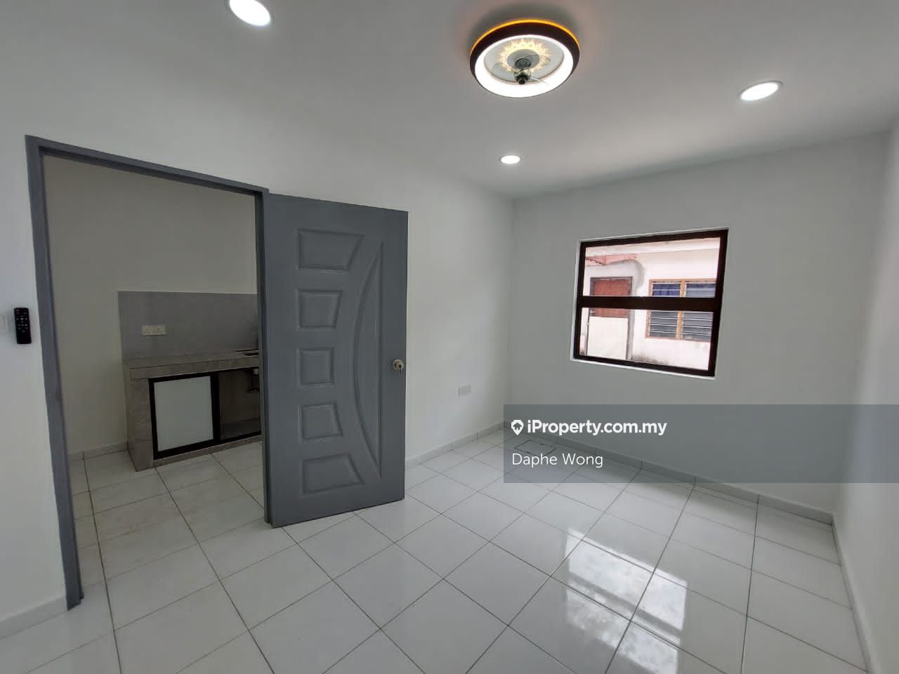 TAMAN KRUBONG JAYA DOUBLE SOTERY TERRACE HOUSE , Krubong 2sty Terrace