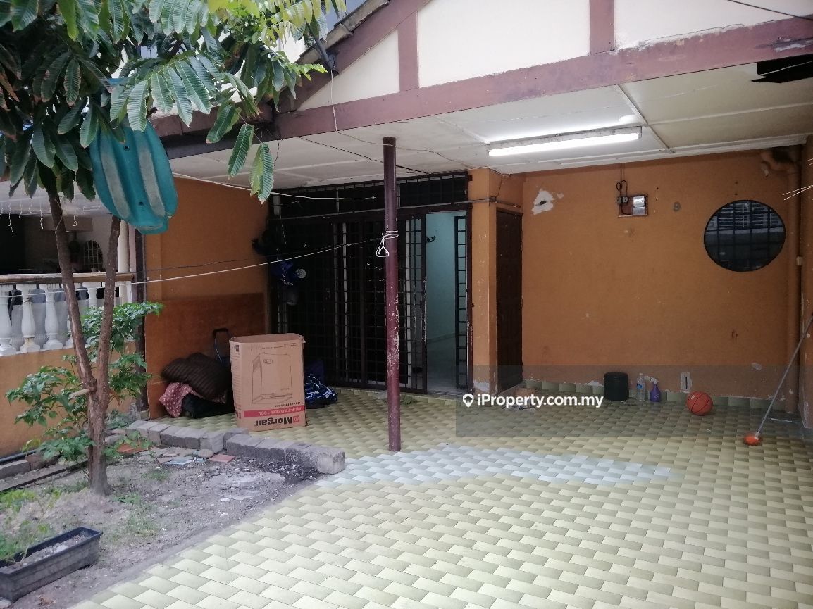 Jalan sentul Jaya , Sentul Intermediate 2-sty Terrace/Link House 4+ 