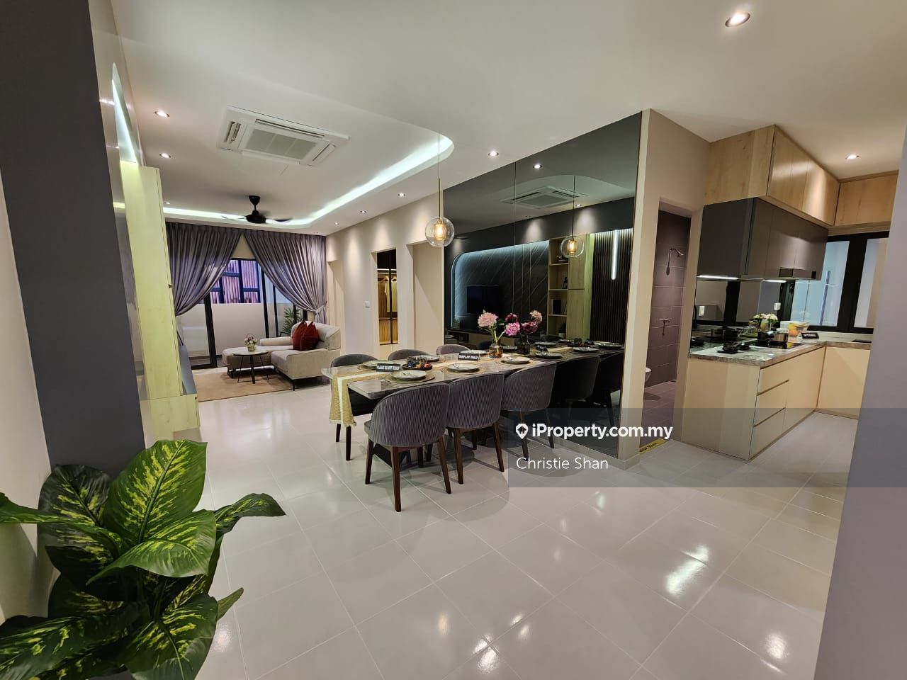 Residensi Bukit Tiara Serviced Residence 4 bedrooms for sale in Kajang