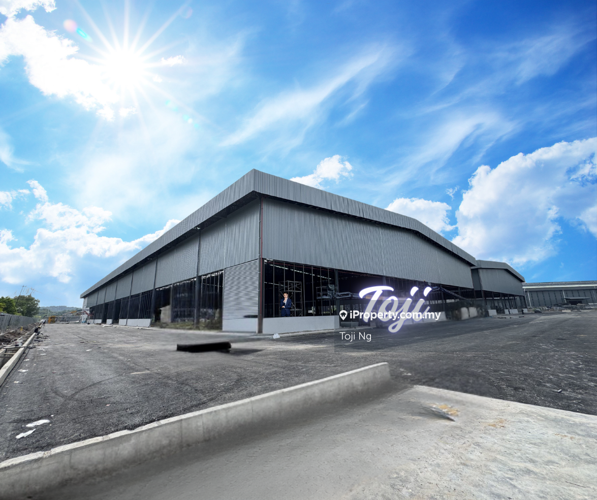 detached factory for sale in Bandar Enstek, Negeri Sembilan, Malaysia — 216,408 sqft
