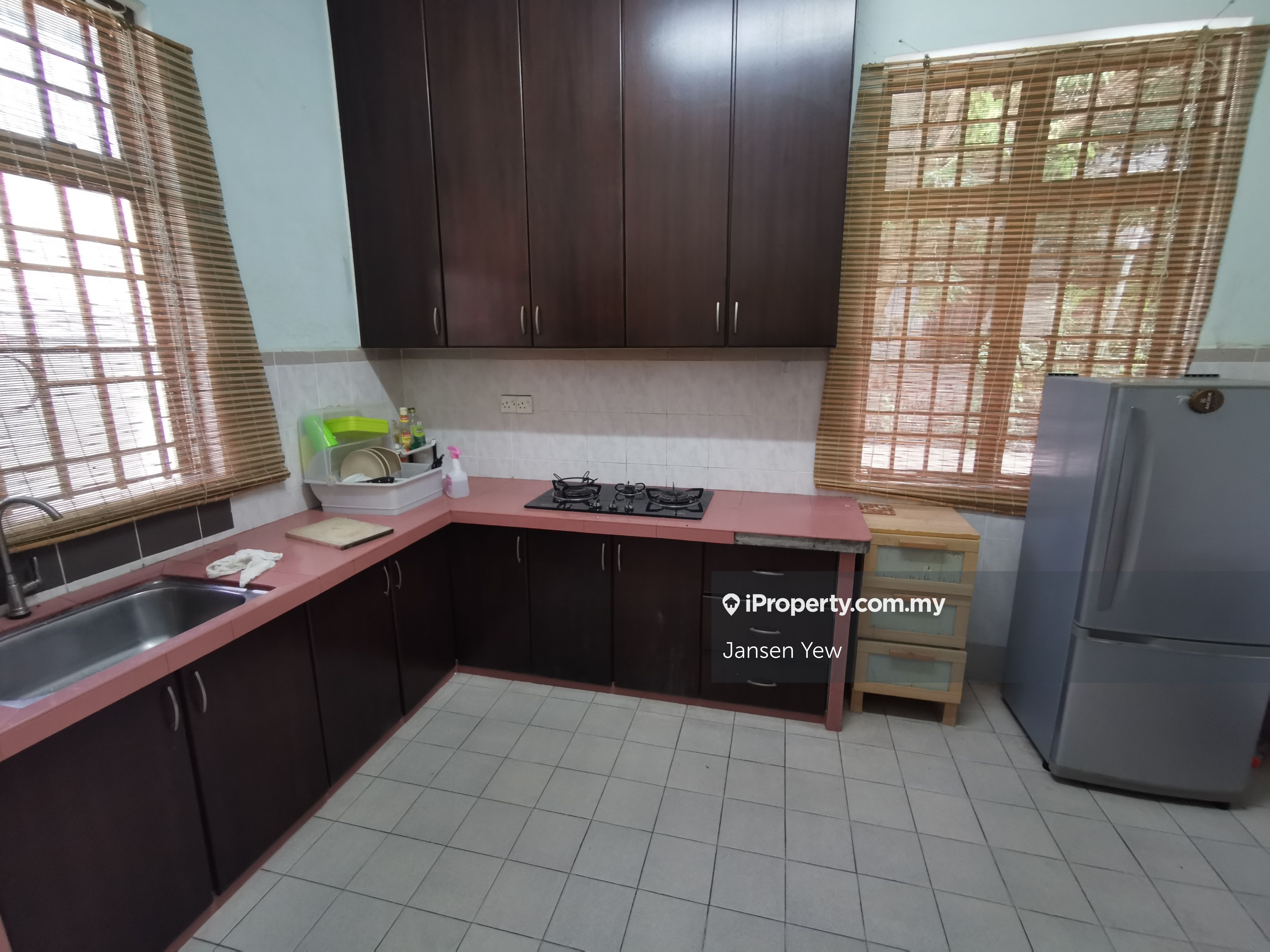 Batu Ferringhi Semidetached House 5 bedrooms for sale