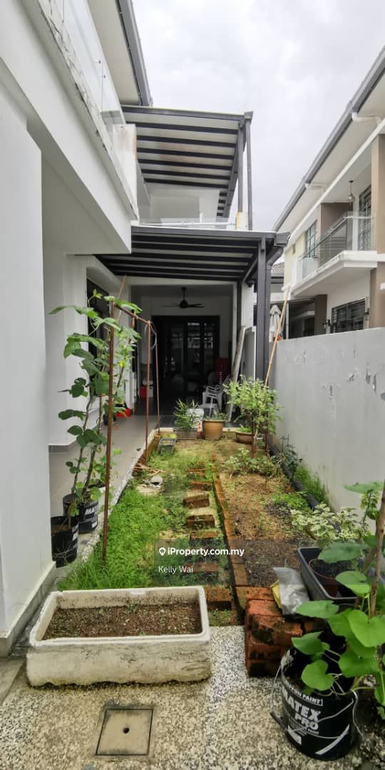Kulai, Johor Bahru Cluster House 5 bedrooms for sale