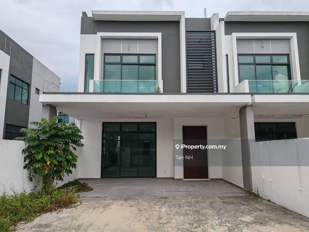 Skudai 2-sty Terrace/Link House 4 bedrooms for sale | iProperty.com.my