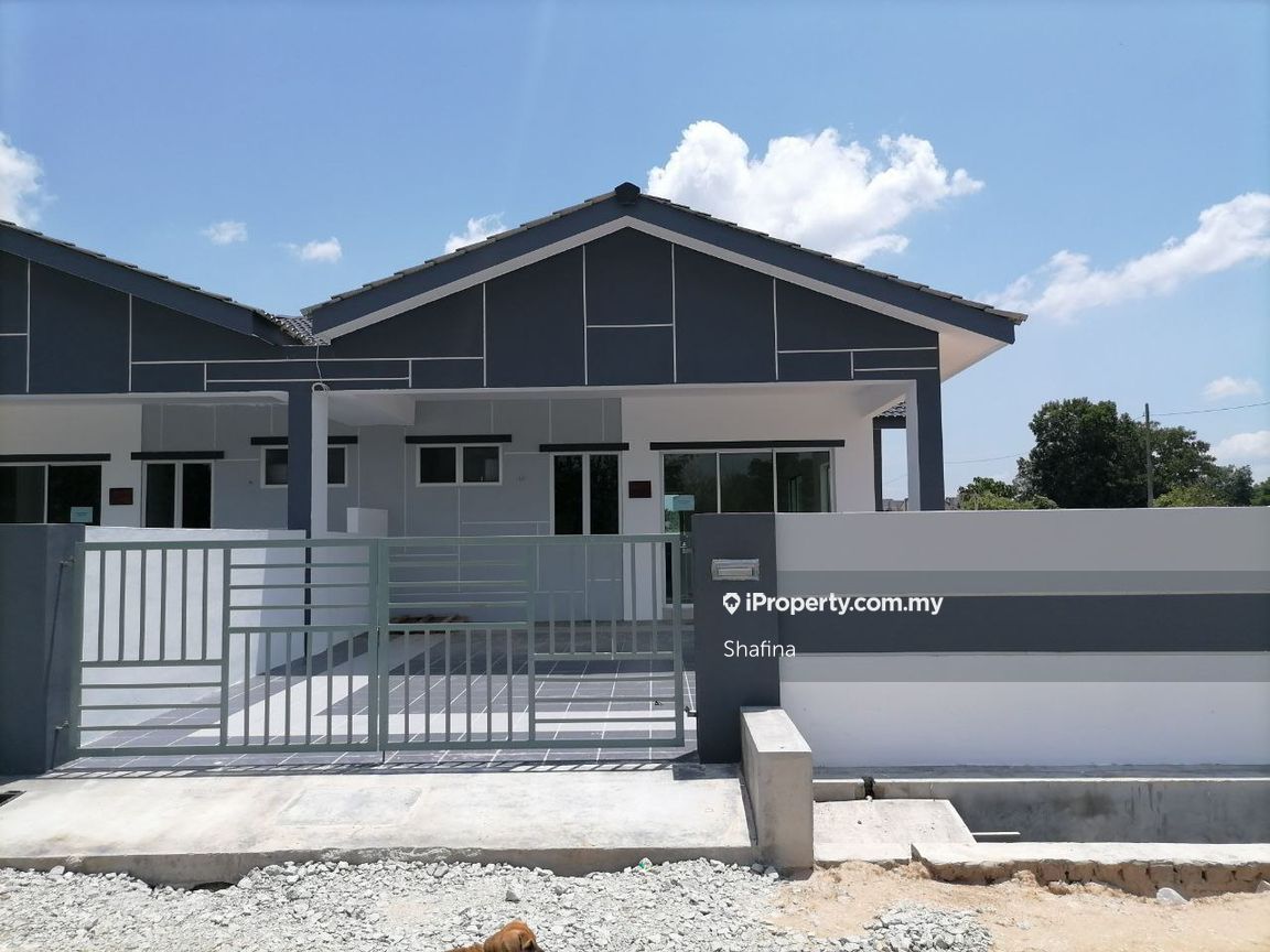 Taman Mulia sitiawan, Ayer Tawar Intermediate 1sty Terrace/Link House 3 bedrooms for sale