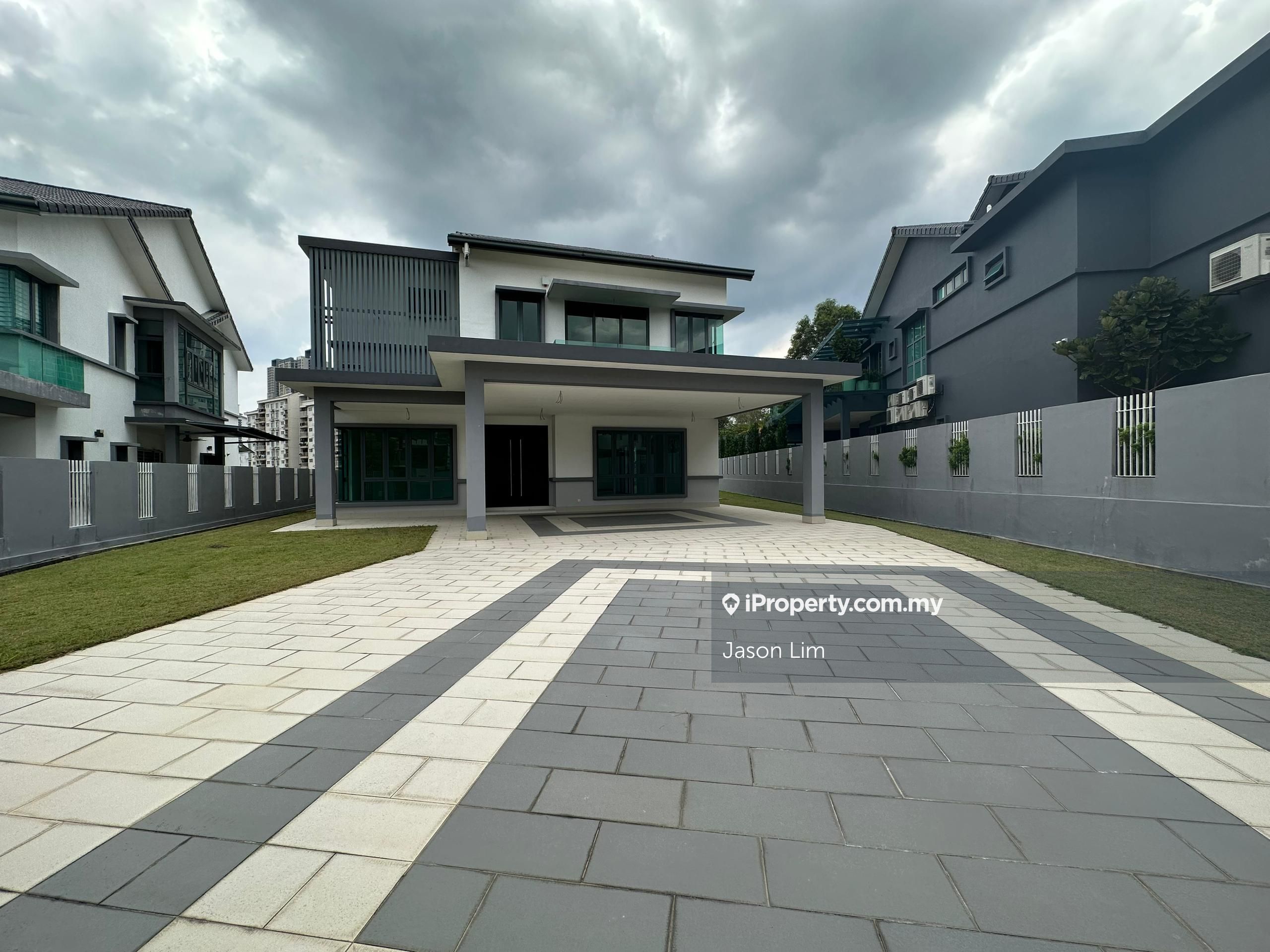Alam Sanctuary Bungalow , Equine Park , Alam Putra, Seri Kembangan Intermediate Bungalow 5+1