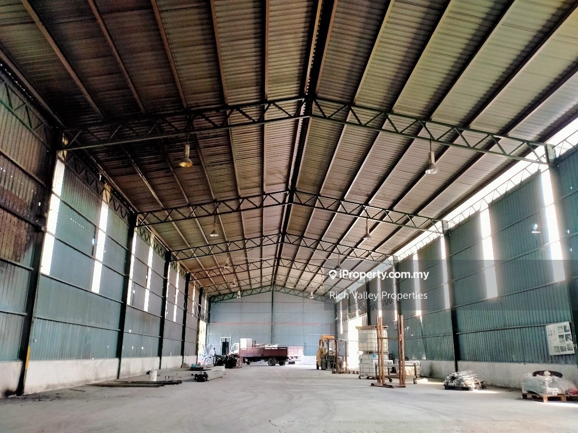 Section 25, Jalan Mantap, off Jalan Bukit Kemuning, Shah Alam End lot