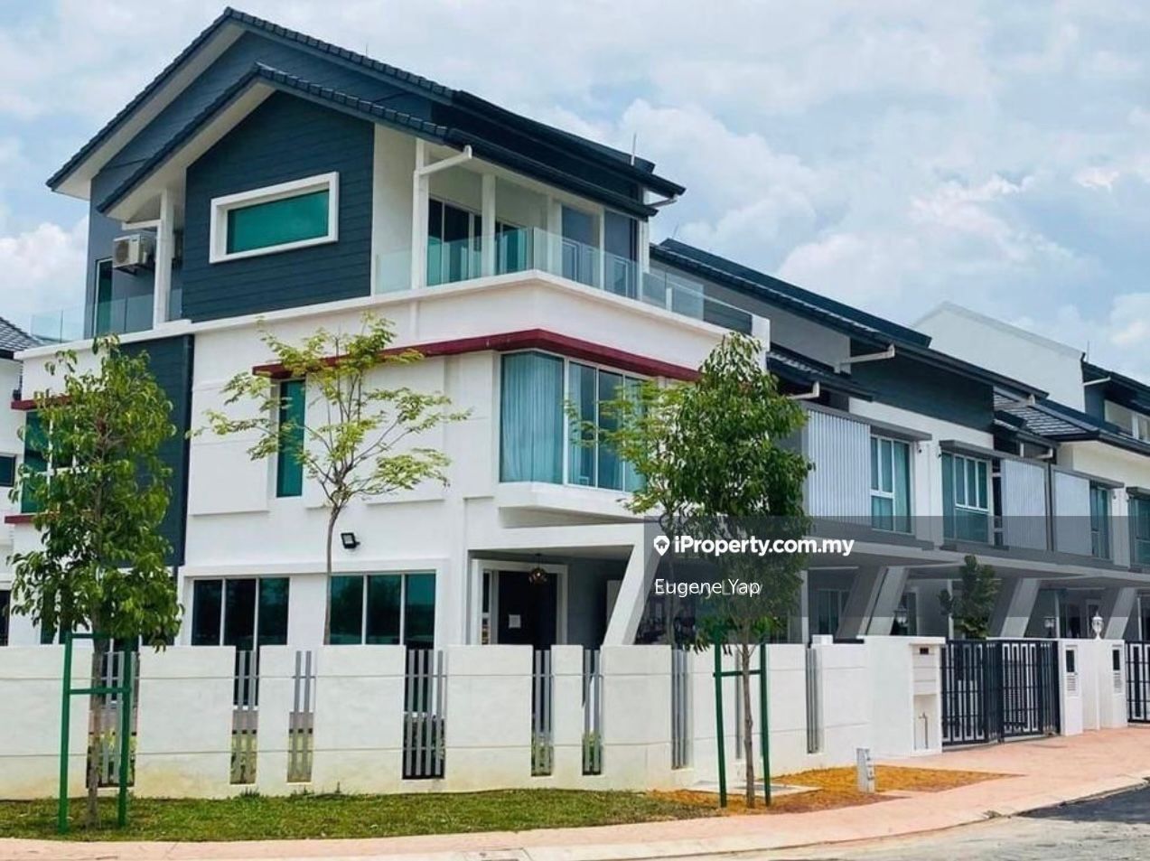 Aurora Residence Cyberjaya, Cyberjaya Corner lot 2sty Terrace/Link