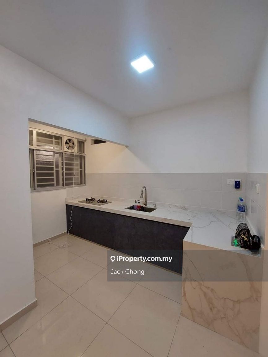 De Cemara Apartment 3 bedrooms for rent in Setia Alam, Selangor