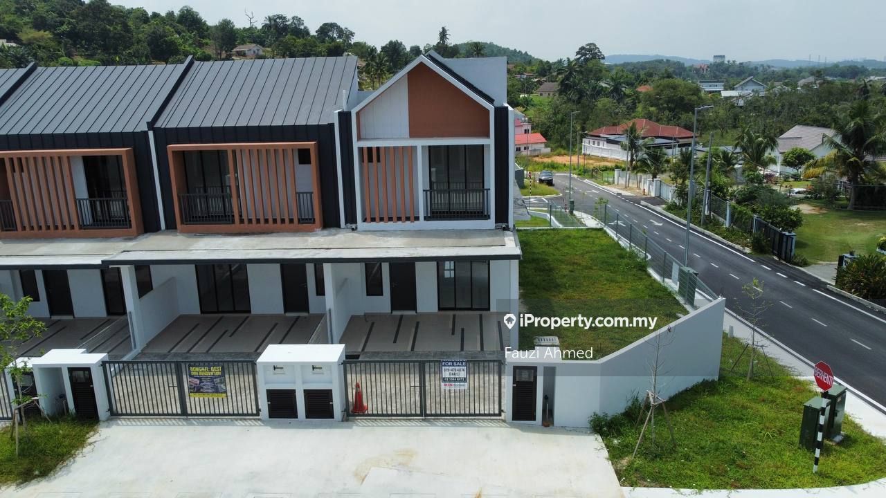 M2 Residence Sungai Merab, Kajang 2sty Terrace/Link House 4+1 bedrooms