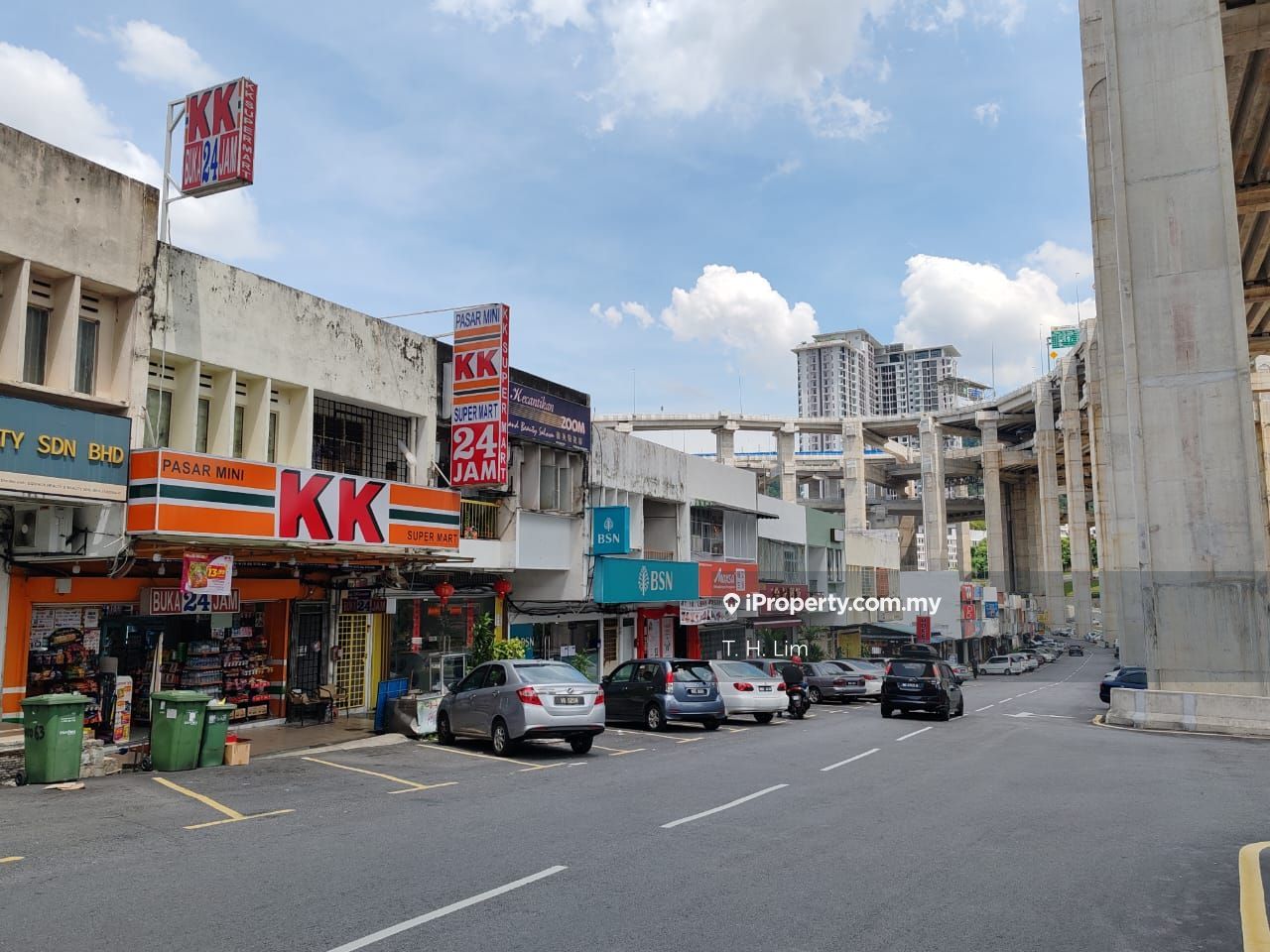 Taman Len Seng Cheras Alam Damai main road new paint shop, Cheras for