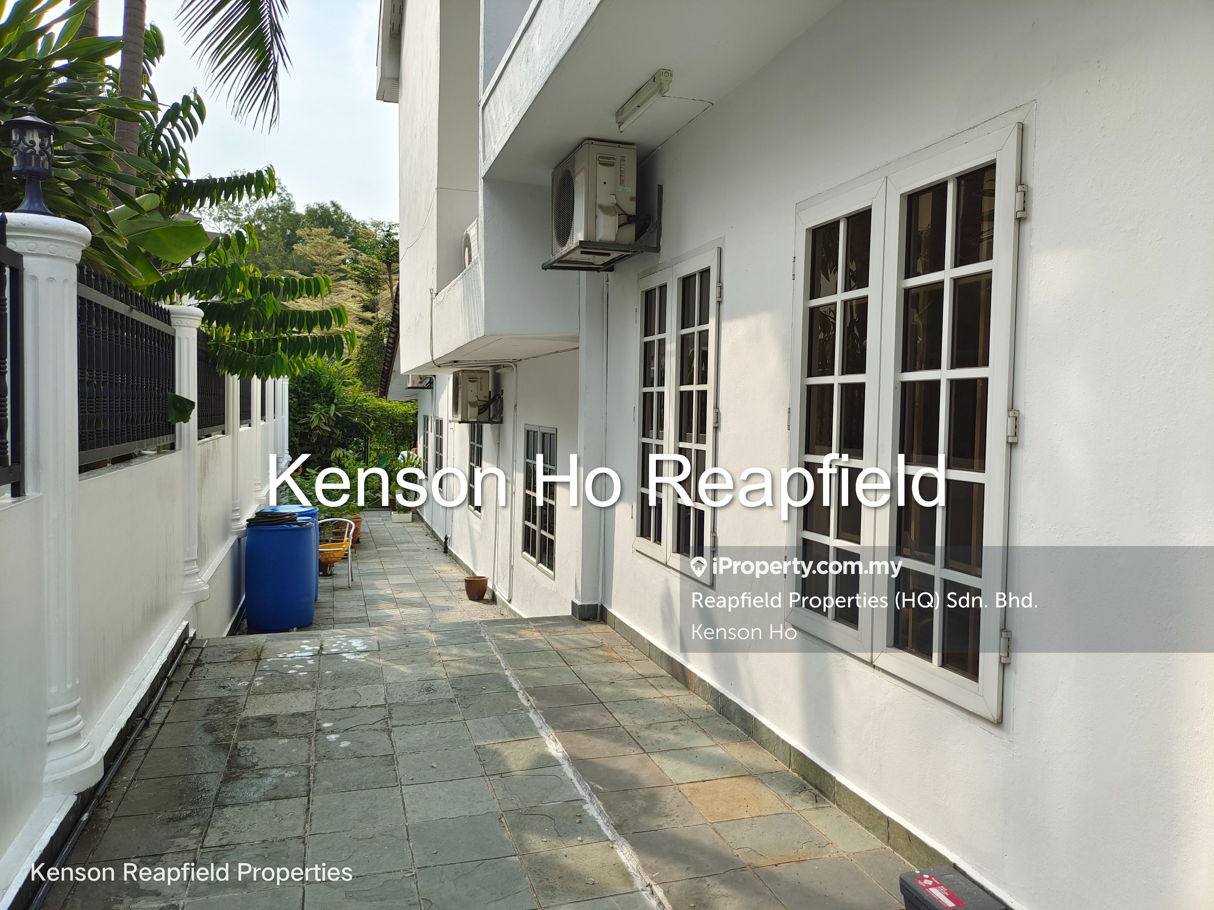 Taman Supreme, Cheras Corner lot 2sty Terrace/Link House 4 bedrooms