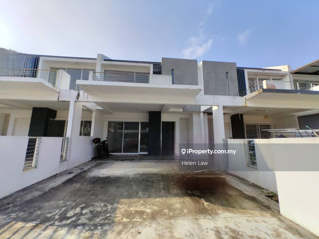 Ayer Keroh Country Villas Resort Double Storey Terrace House For Sale