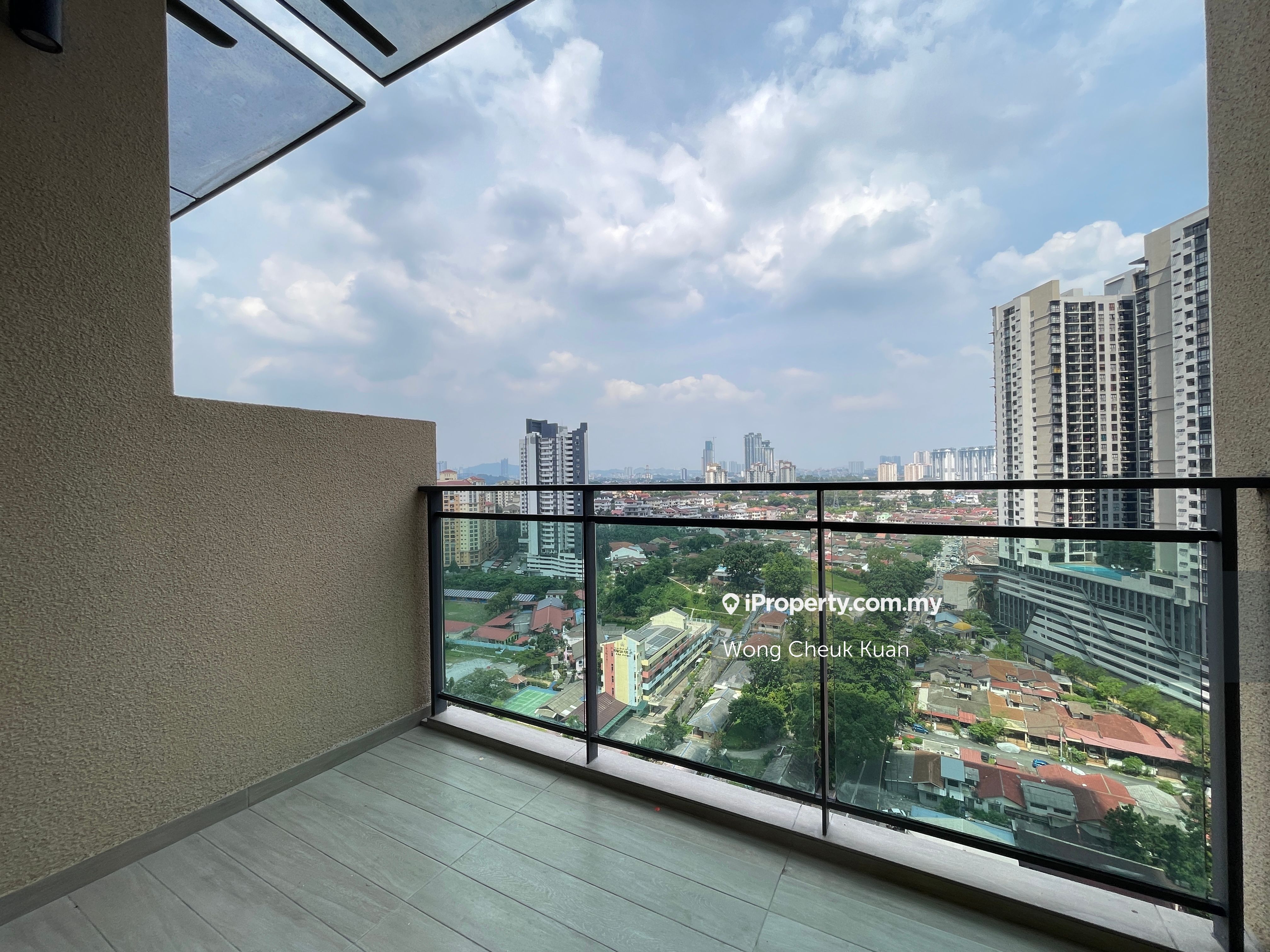 Bloomsvale Menara Vista Petaling, Jalan Klang Lama (Old Klang Road) for ...