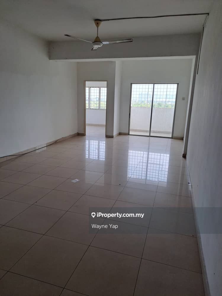 Intan Apartment Intermediate Apartment 3 bedrooms for sale in Puchong