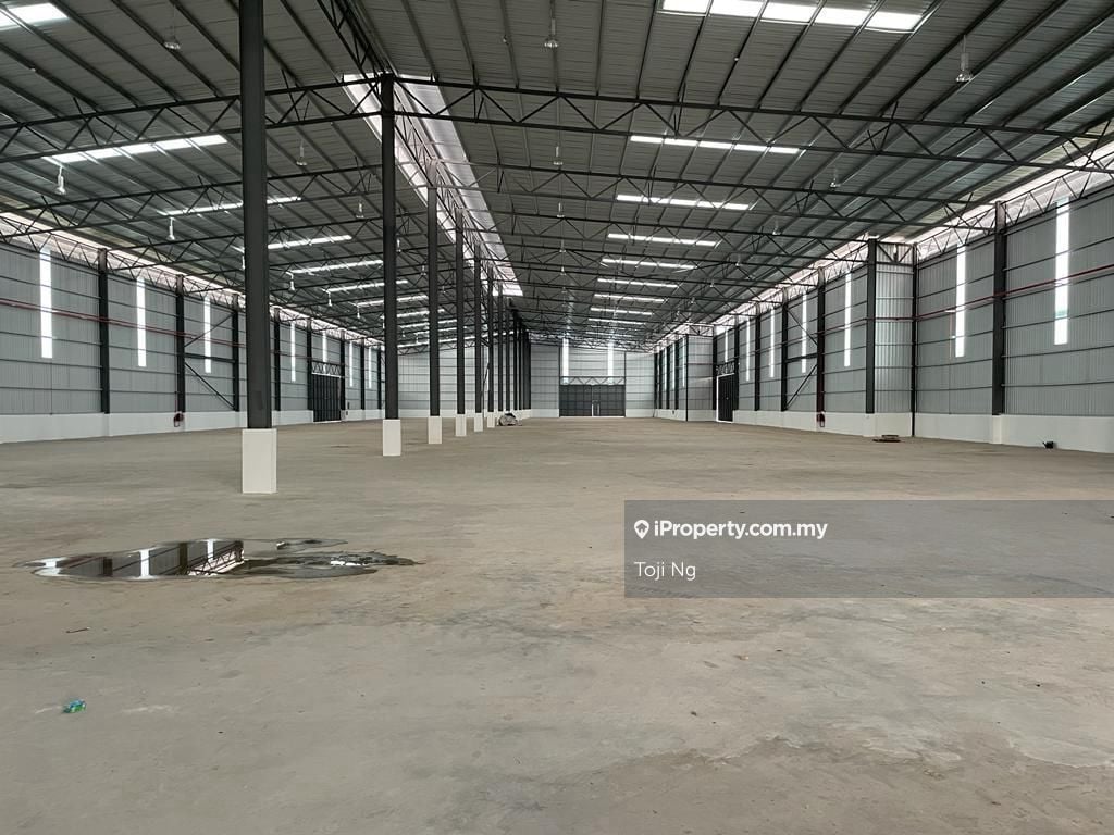 Warehouse in Telok Panglima Garang — photo 8 of 8