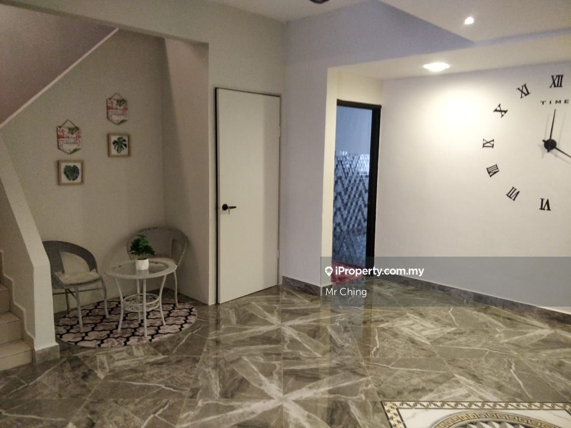 taman angkasa jalan puchong oug parklane, OUG Intermediate 2sty