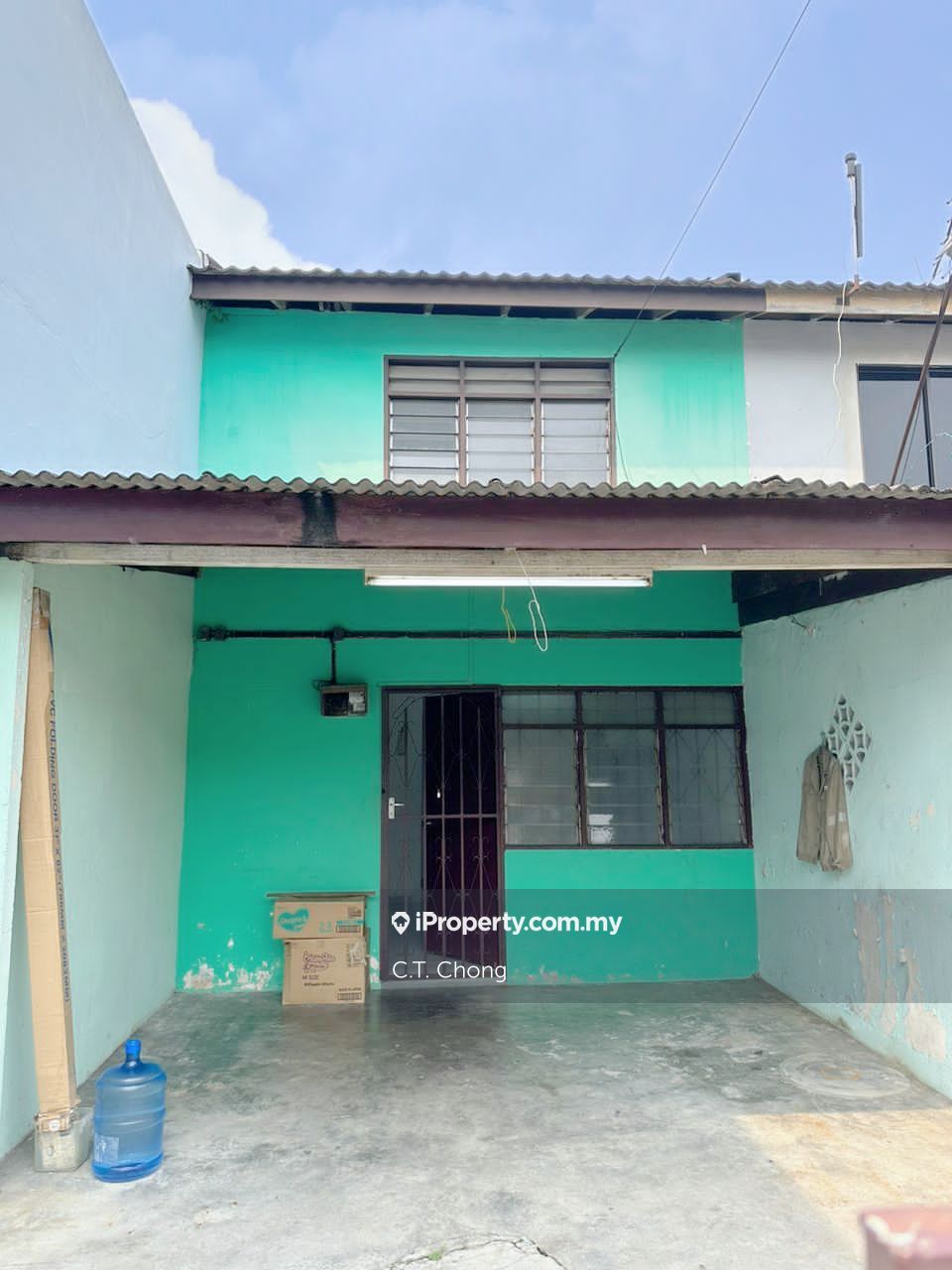 Taman Megah Ria, Masai Intermediate 2sty Terrace/Link House 2 bedrooms