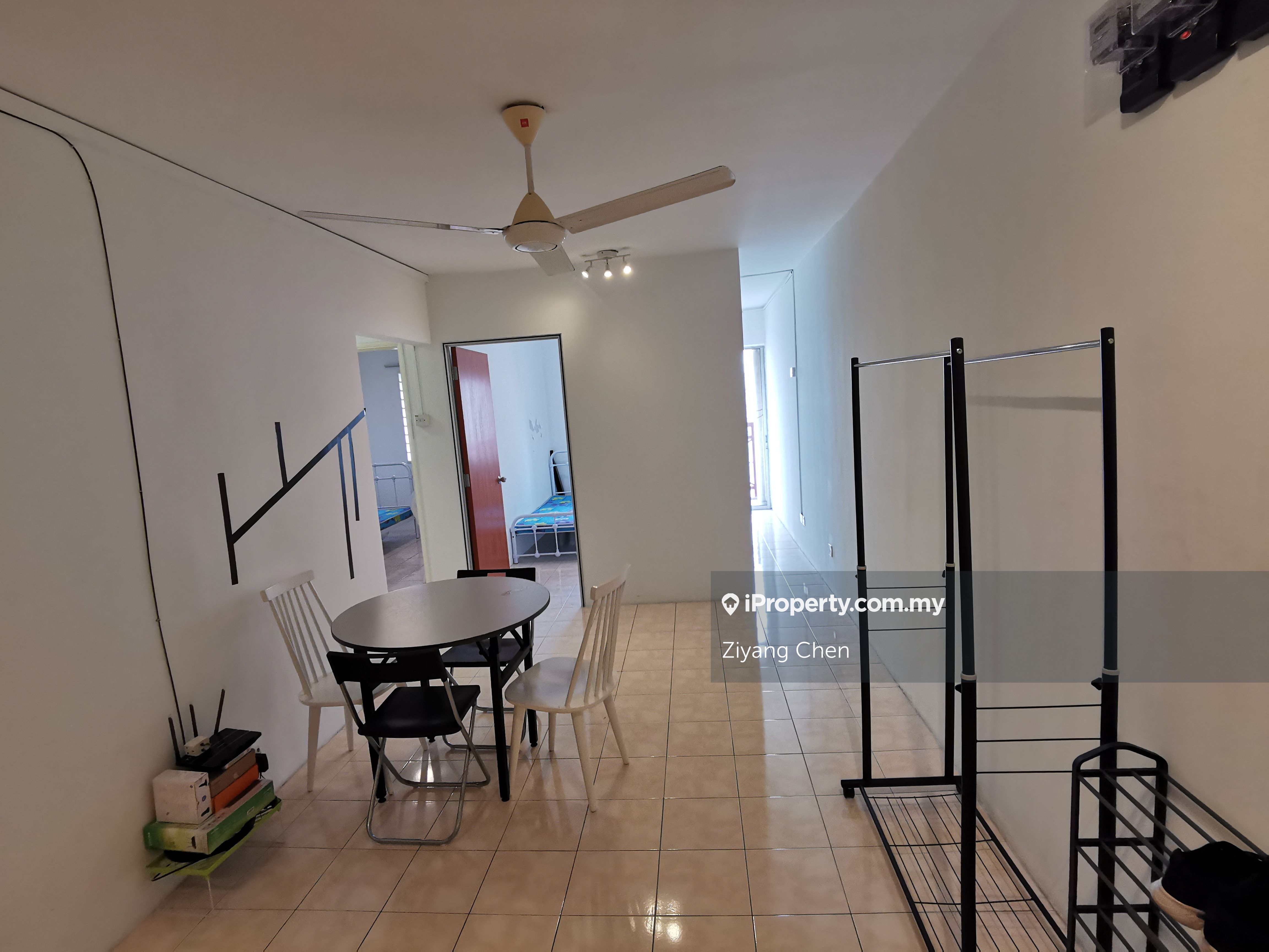 Damai Apartment Intermediate Apartment 4 bedrooms for rent in Shah Alam