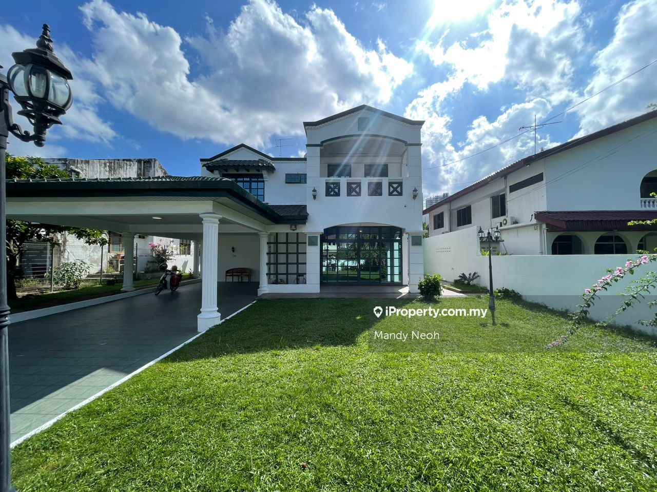 Minden Heights , Gelugor Bungalow 5+1 bedrooms for rent