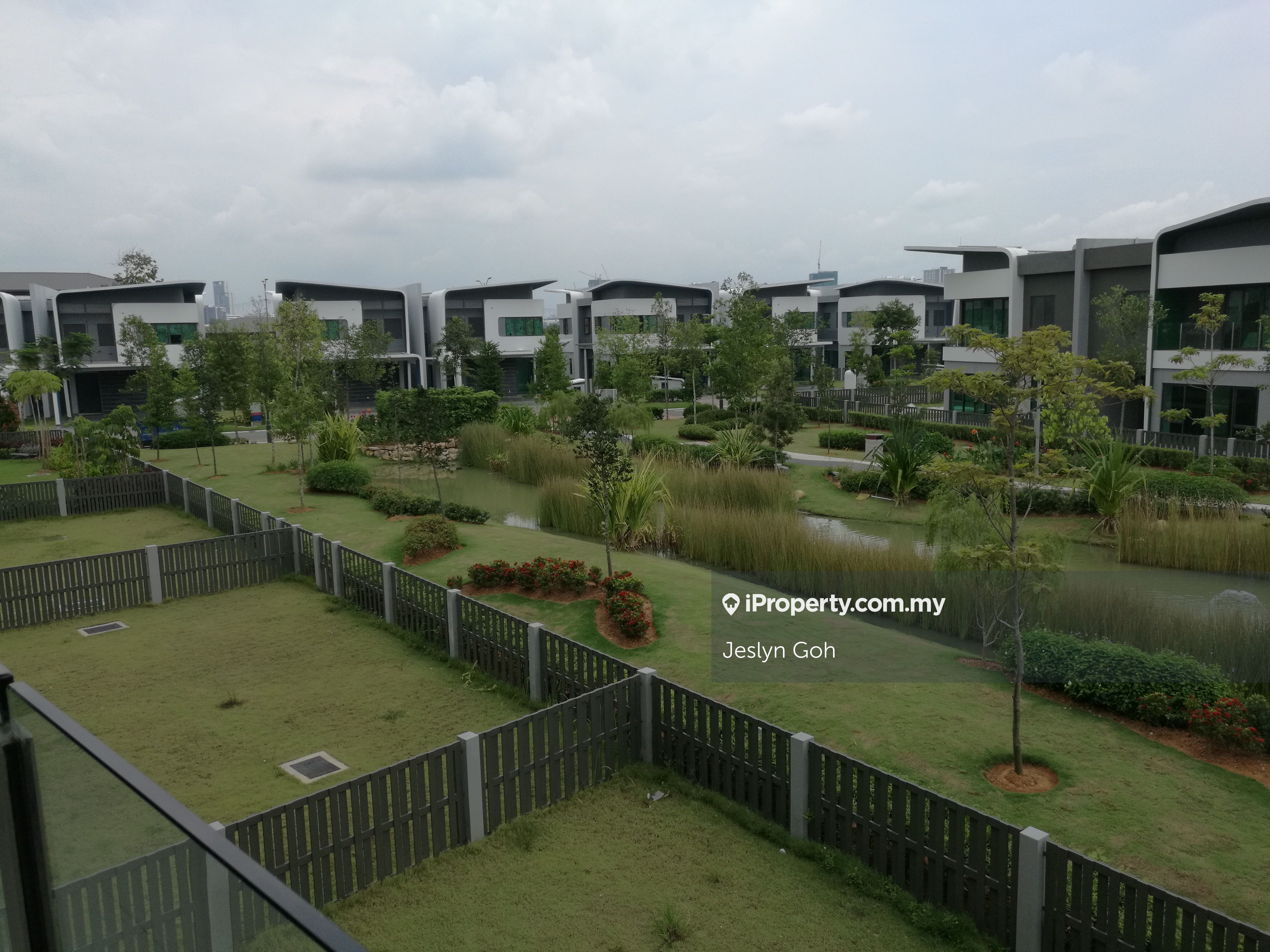 Setia Eco Glades Lepironia Garden, Cyberjaya Intermediate Semidetached House 4+1 bedrooms for