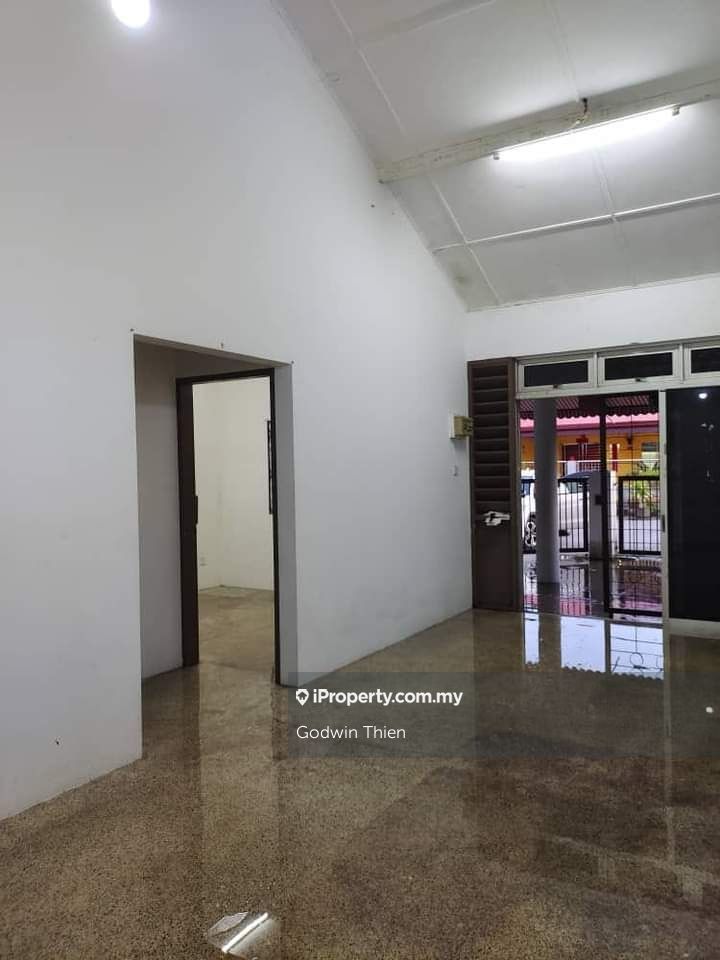 Tabuan Dusun, Kuching 1-sty Terrace/Link House 3 bedrooms for rent ...