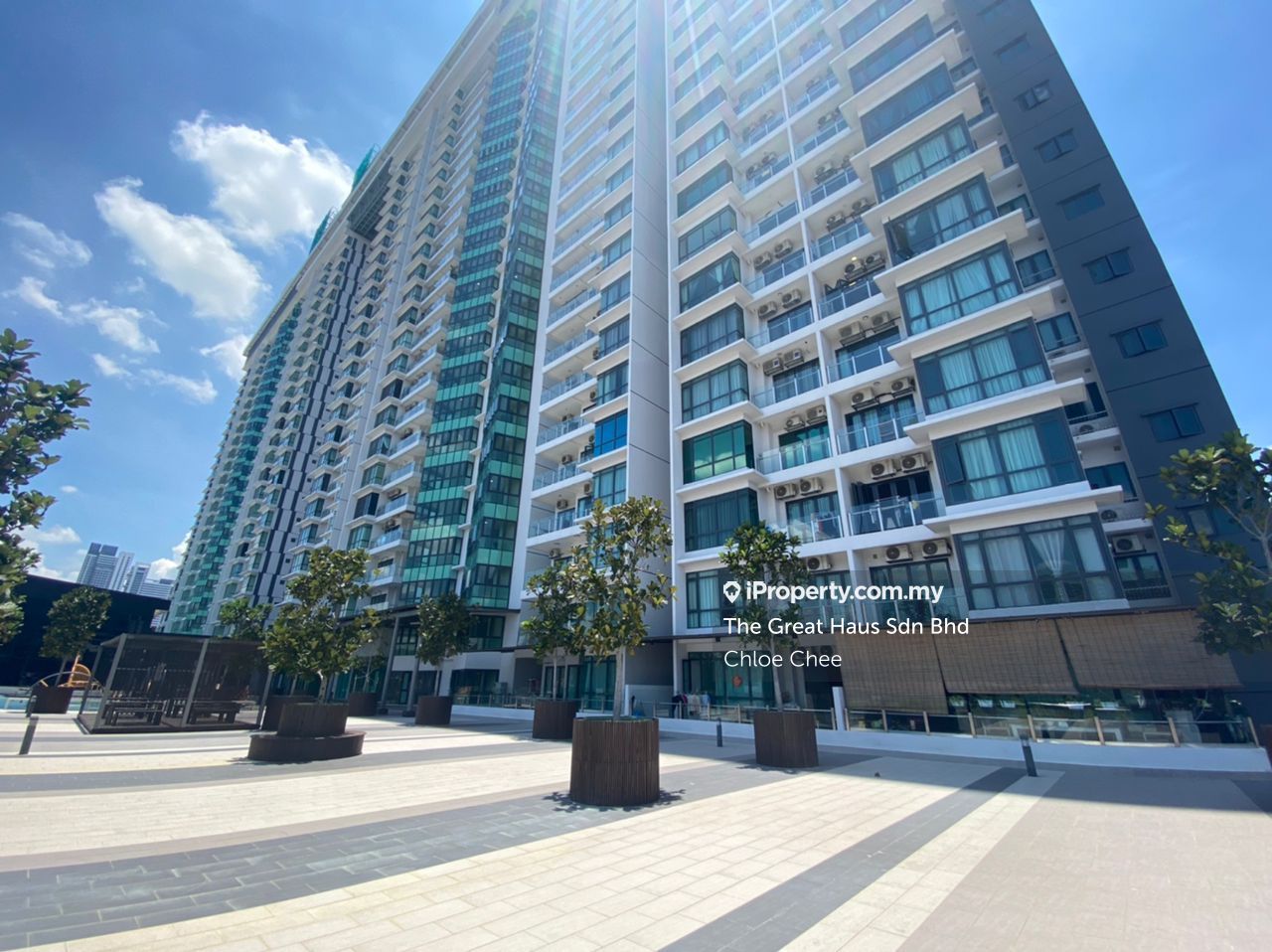 one-residence-corner-lot-serviced-residence-3-bedrooms-for-sale-in-kl