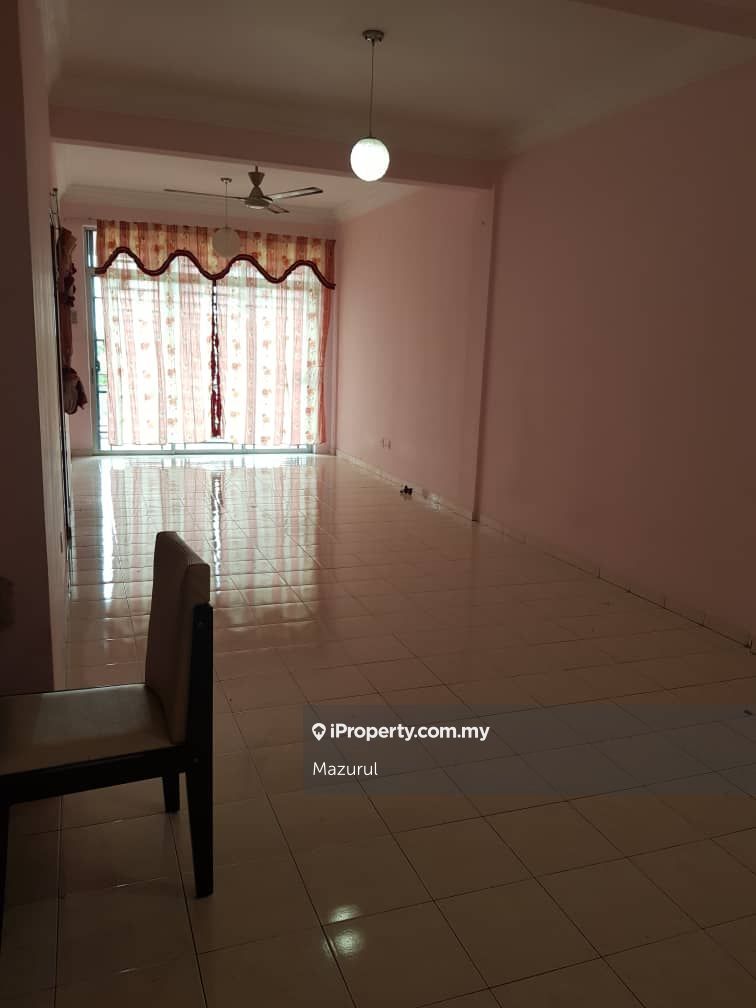 Larkin Indah Intermediate Apartment 3 bedrooms for rent in Johor Bahru