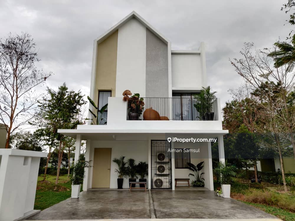 Casabayu at Cybersouth, Dengkil, Dengkil