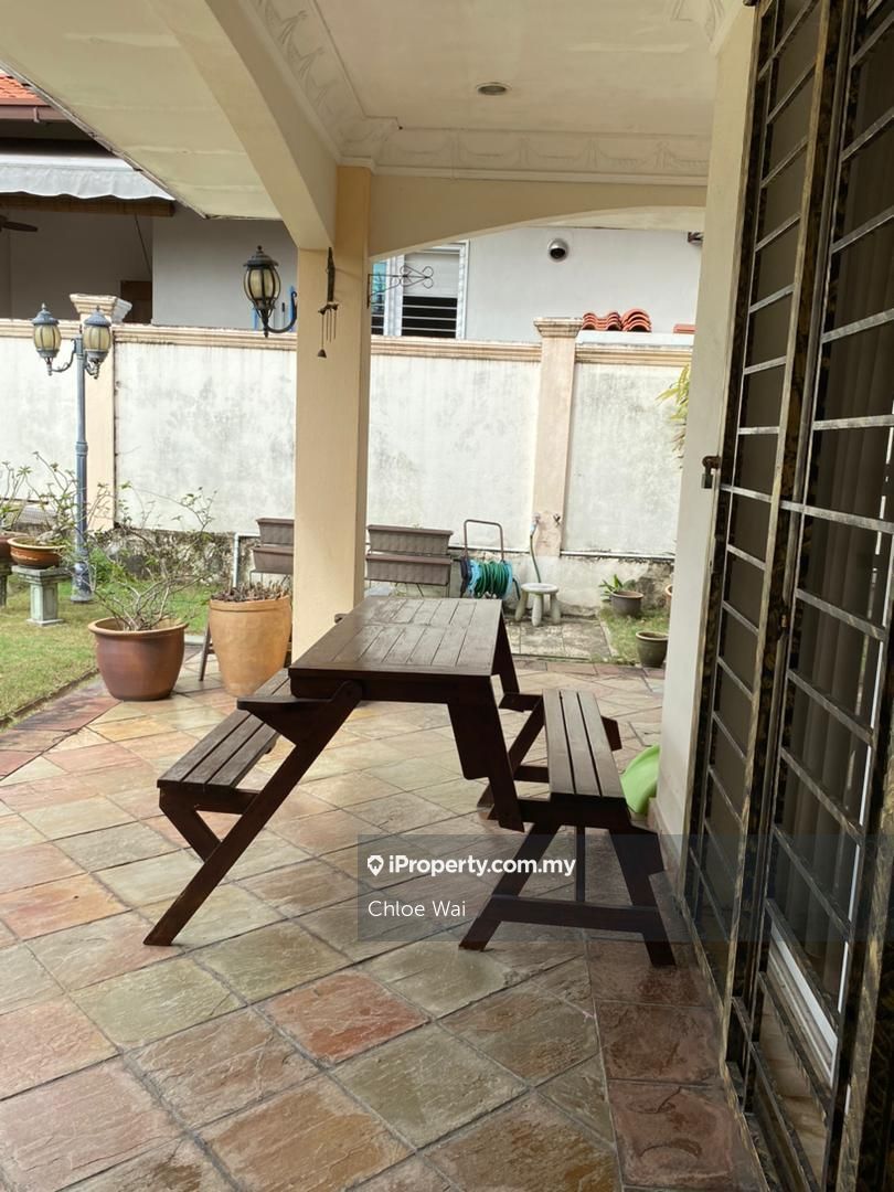 Glenmarie court, Glenmarie, Shah Alam Semidetached House 5+1 bedrooms