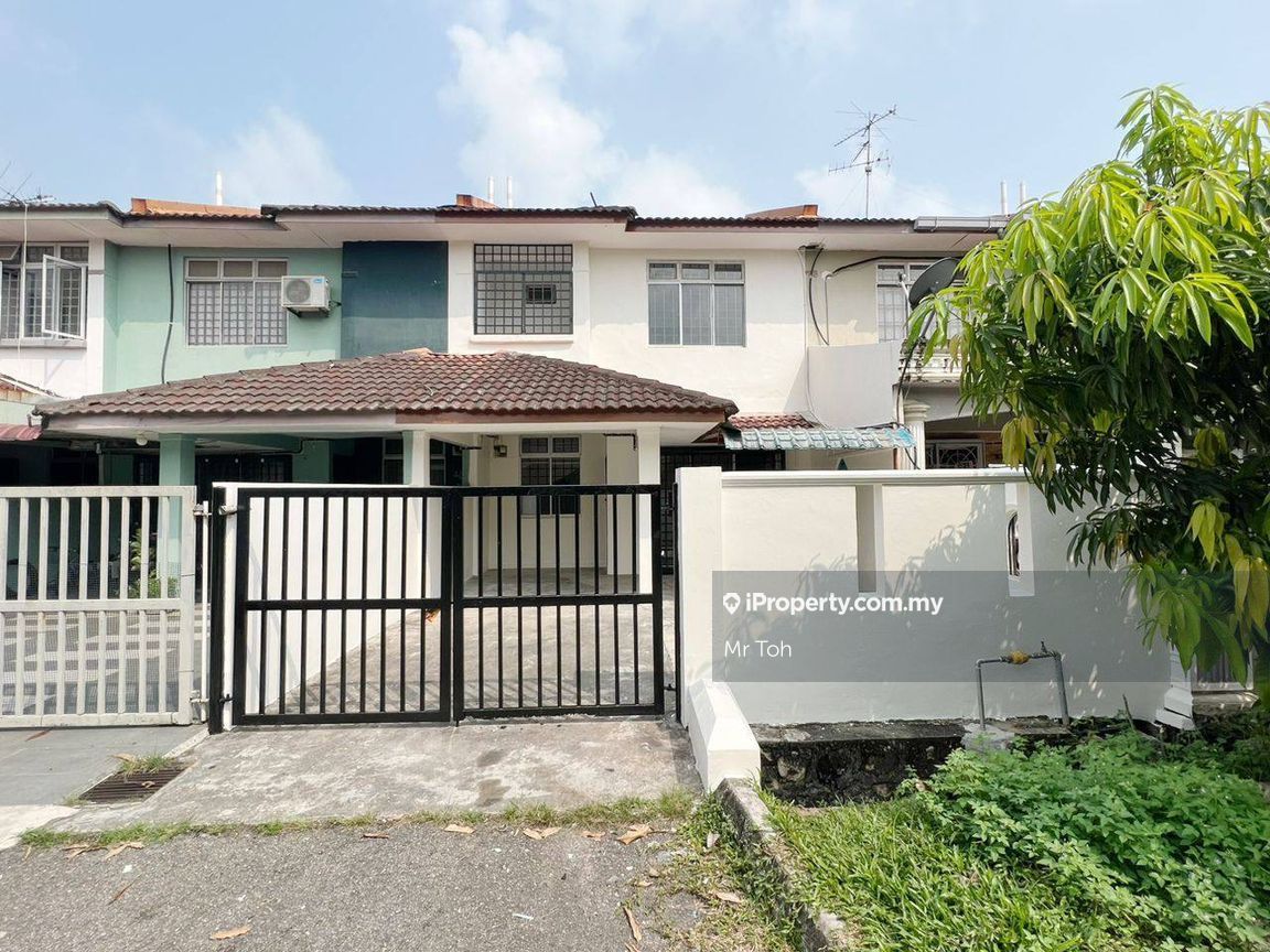 Taman Mawar, Pasir Gudang 2-sty Terrace/Link House 4 bedrooms for sale ...