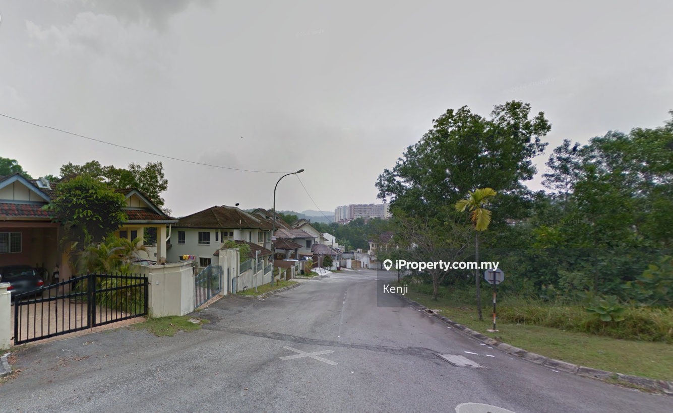 Taman Lestari Perdana, Taman Equine, Seri Kembangan Semidetached House