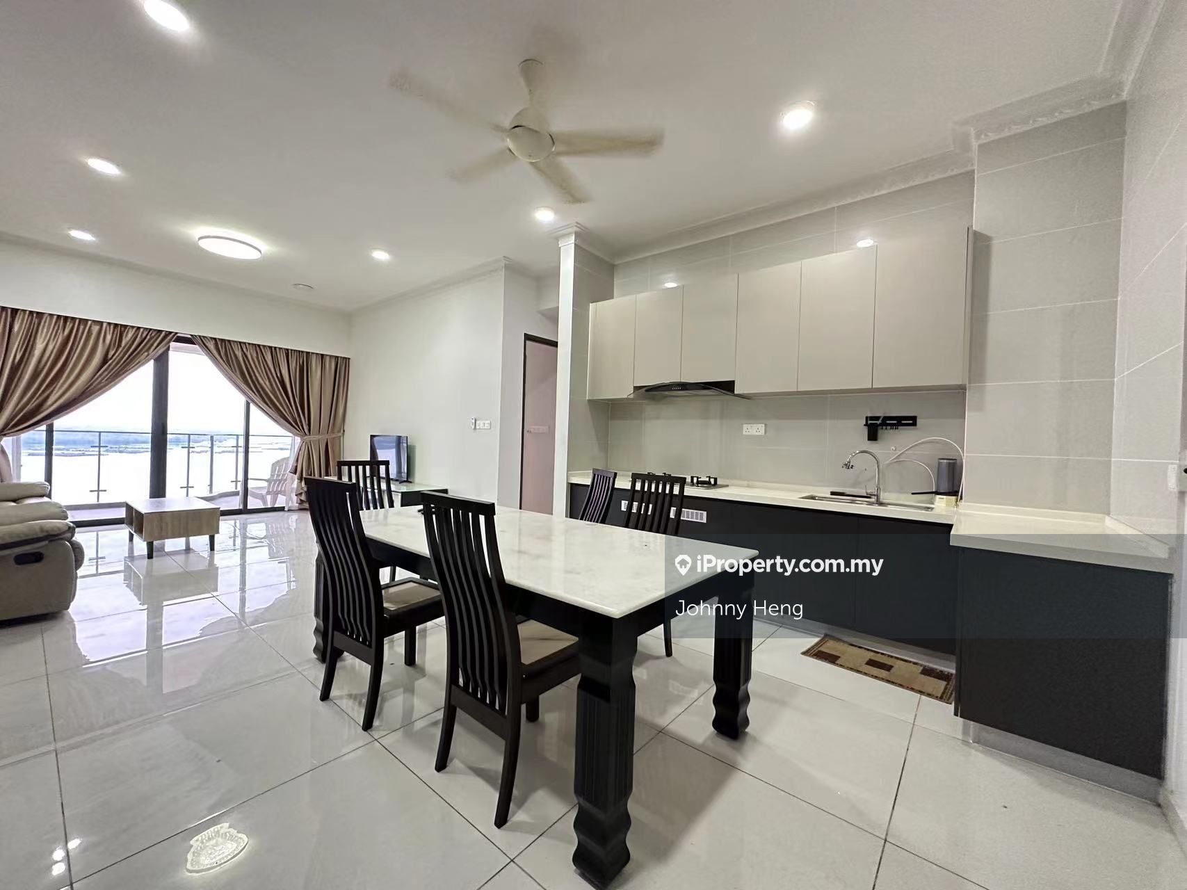 Lovell Country Garden Danga Bay Intermediate Condominium 3+1 bedrooms