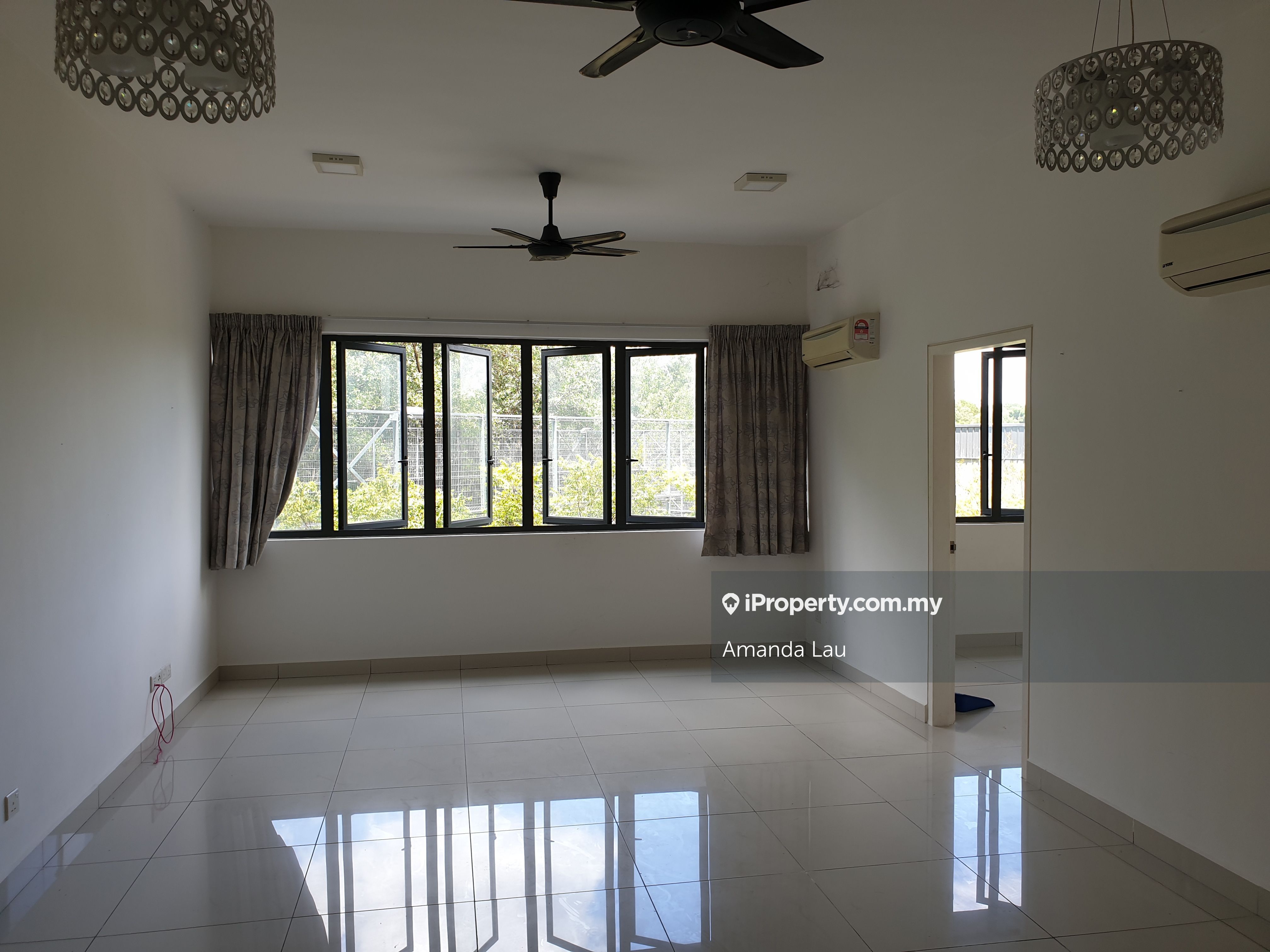 Mirage By The Lake Intermediate Condominium 2+1 bedrooms for sale in