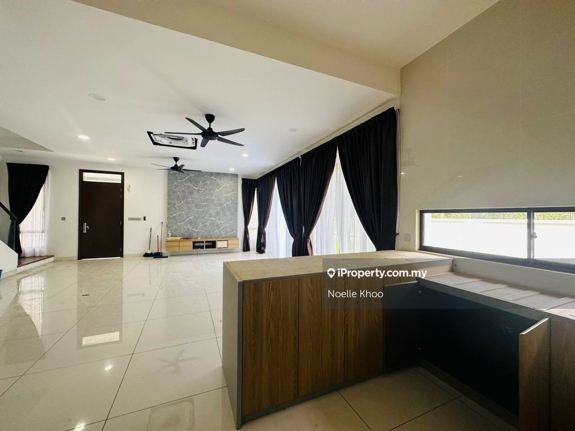 The Canal Garden South, Horizon Hills, Horizon Hills Corner lot Cluster