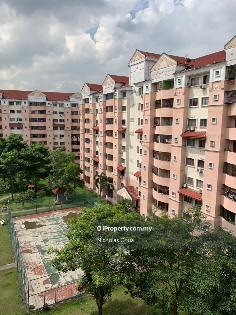 Pangsapuri Perdana Villa Intermediate Apartment 3 bedrooms for rent in Klang, Selangor