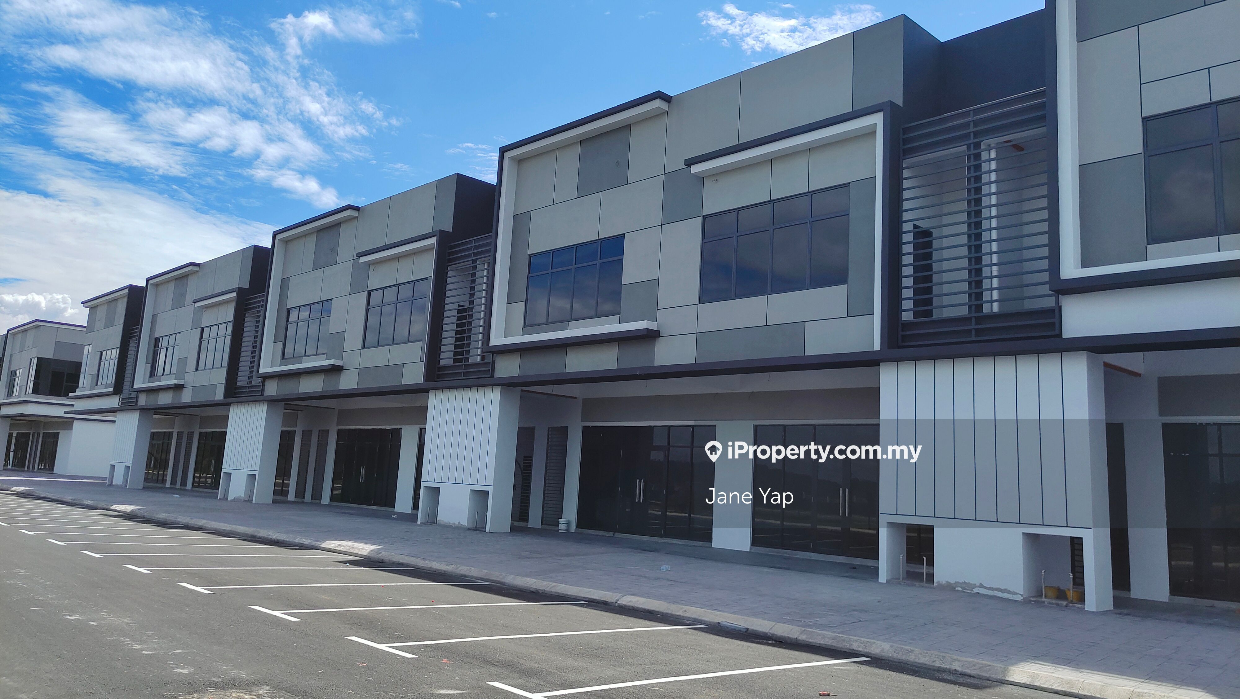 Service Factory Bandar Puncak Alam, Kuala Selangor, Selangor, Alam