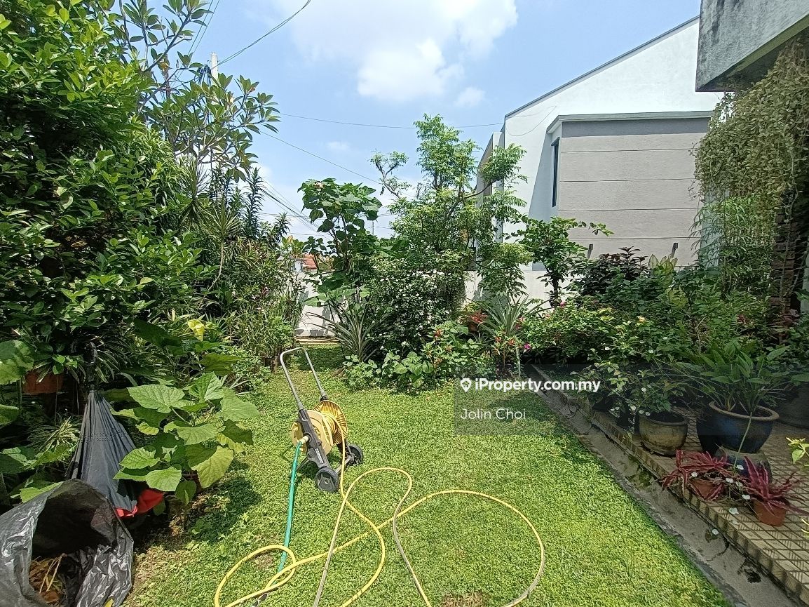 Taman tun Dr ismail, ttdi, Kuala lumpur, Taman Tun Dr Ismail Semi