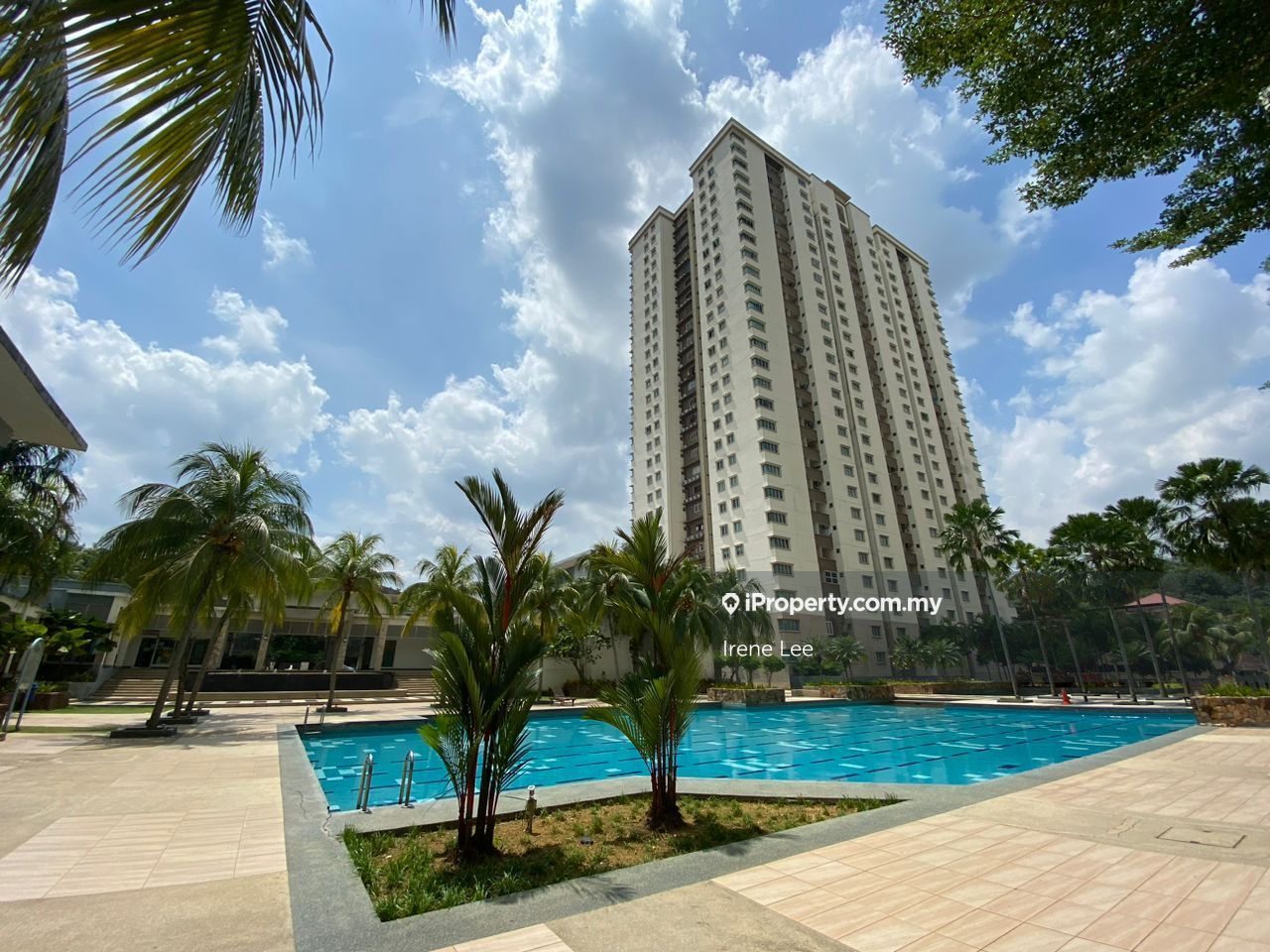 Aman Heights Condominium Condominium 4 bedrooms for sale in Seri