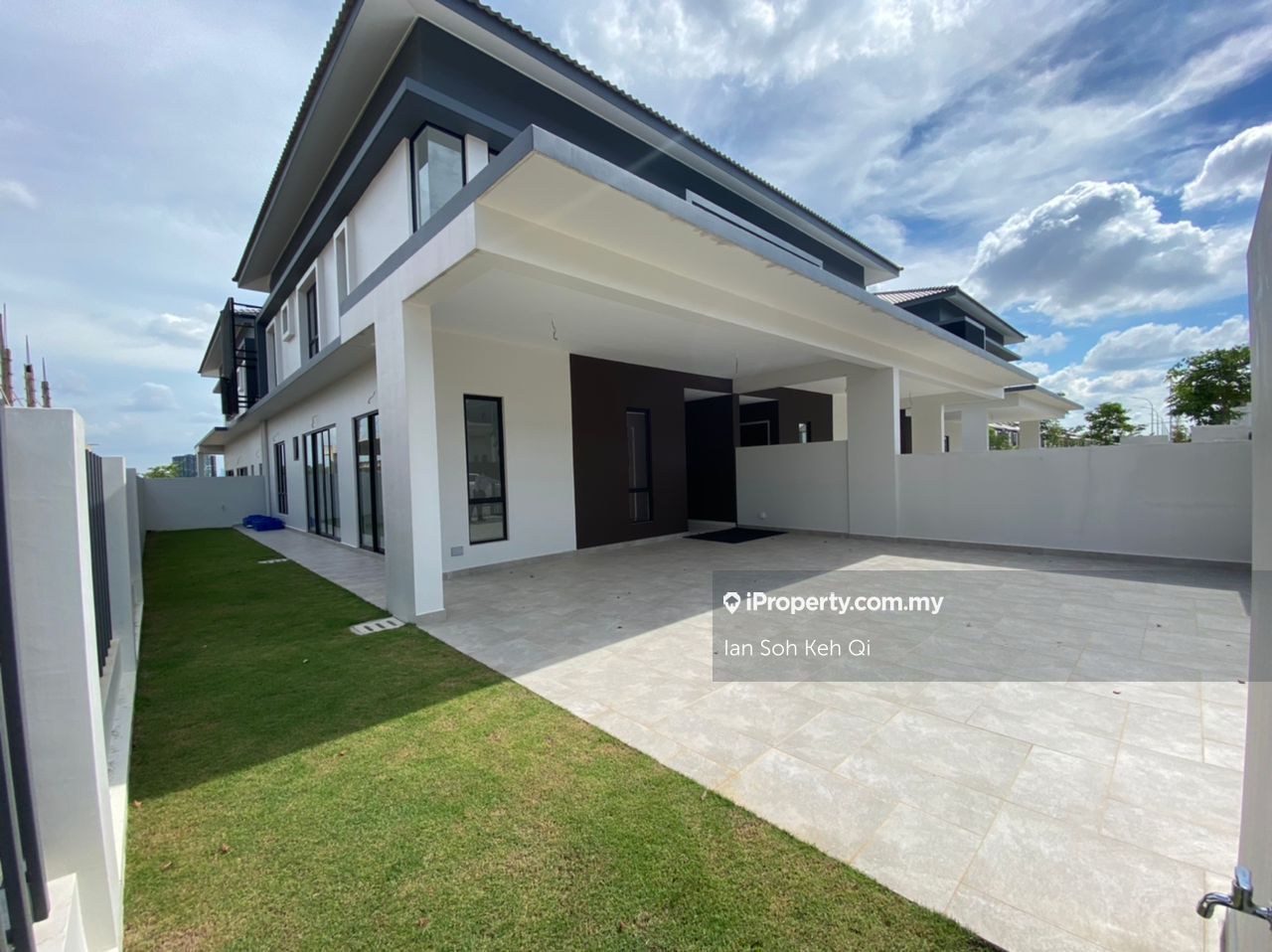 Mount Austin ,JP Perdana ,Cluster Brand New Unit, Tebrau