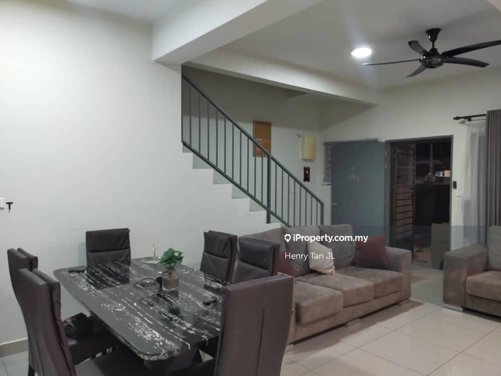 Kota Kemuning Intermediate 2sty Terrace/Link House 4 bedrooms for rent
