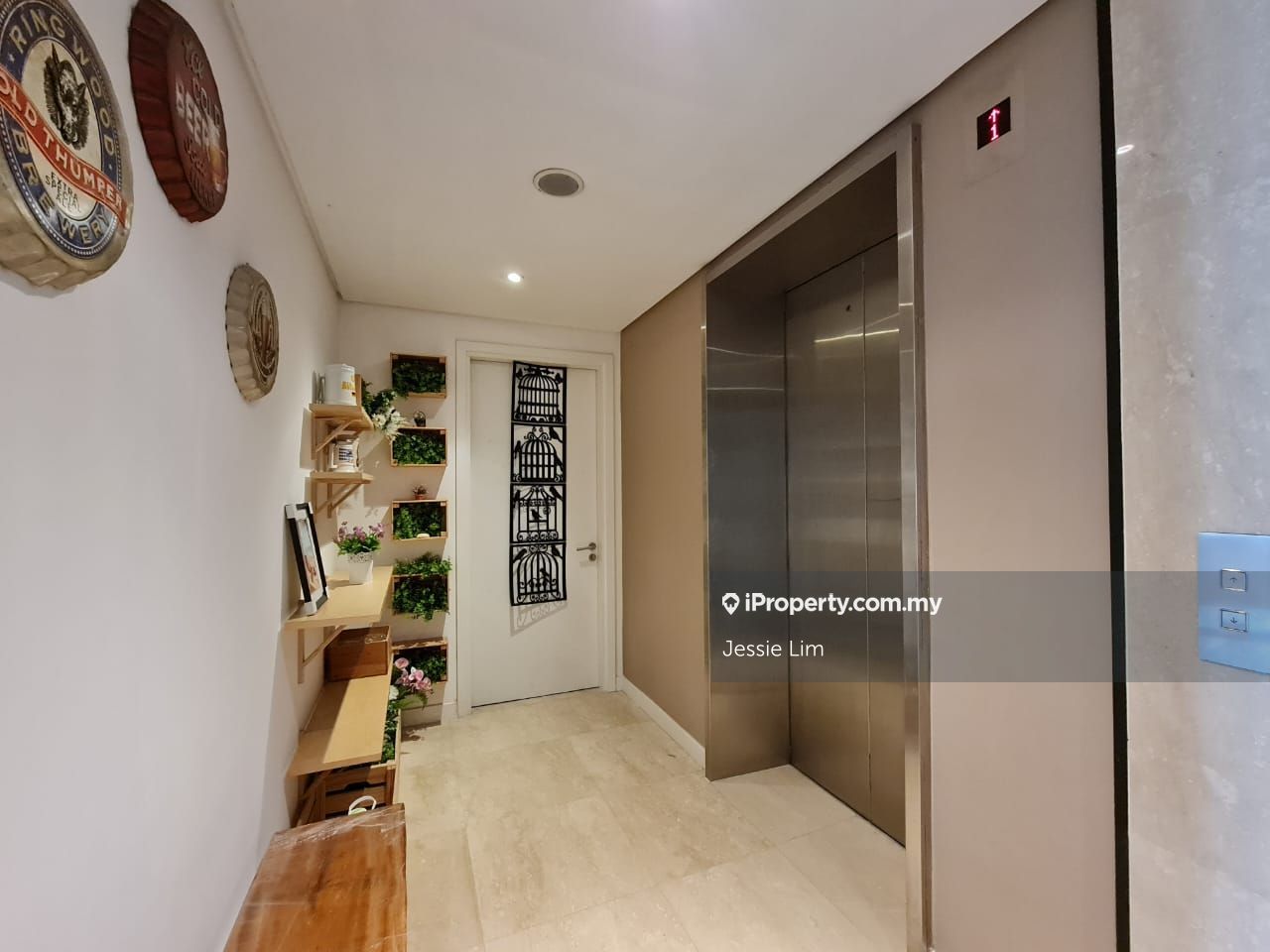 The Sentral Residences Corner lot Serviced Residence 2+1 bedrooms for