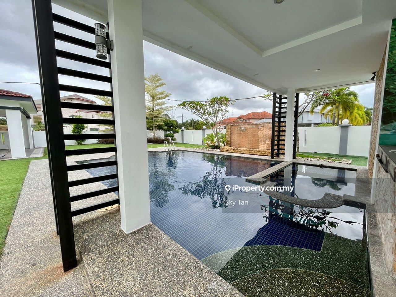 Ioi Palm Villa Gate C Kulai , Kulai Bungalow 5 bedrooms for sale