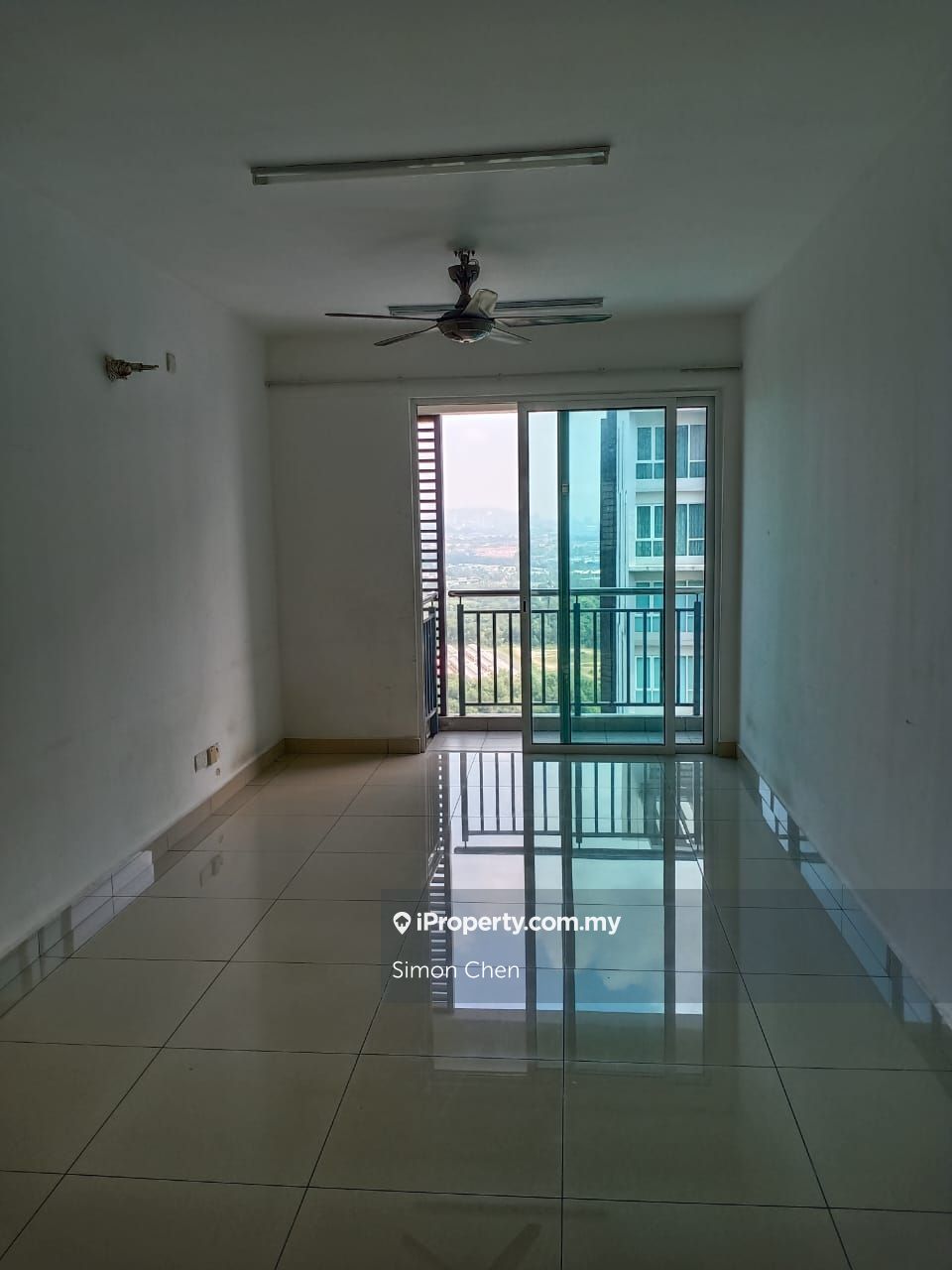 De Centrum Residences Serviced Residence 3 bedrooms for rent in Bangi, Selangor