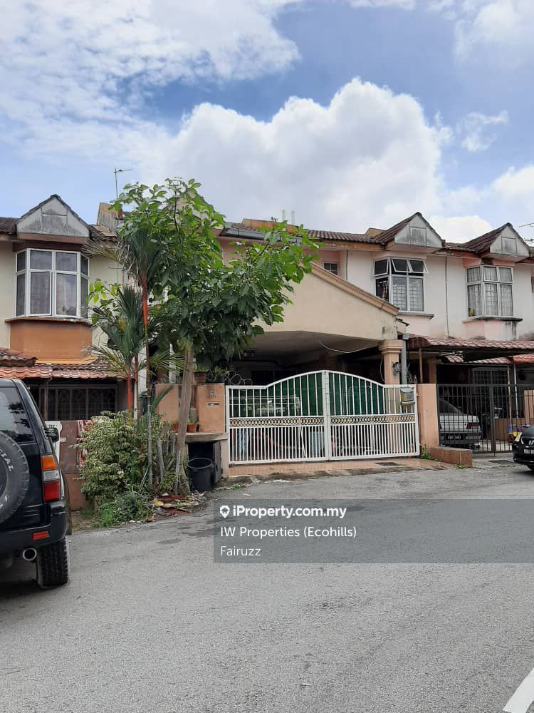 Taman Dahlia Bandar Baru Salak Tinggi Sepang Intermediate 2 Sty Terrace Link House 3 Bedrooms For Sale Iproperty Com My