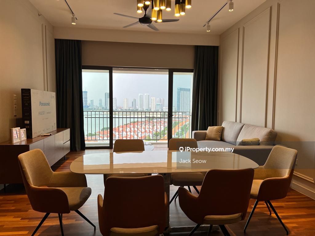 Straits Residences Serviced Residence 2 bedrooms for sale in Tanjong