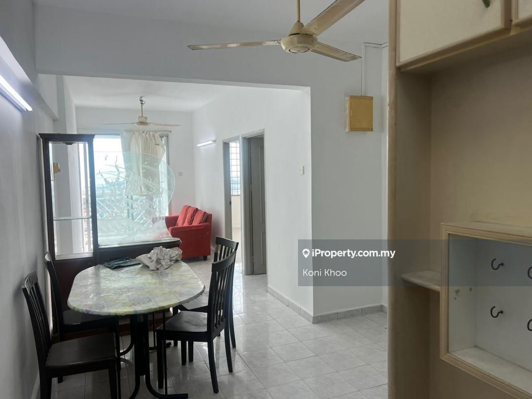 BJ Court Apartment, Bukit Jambul for rent RM1300 iProperty Malaysia