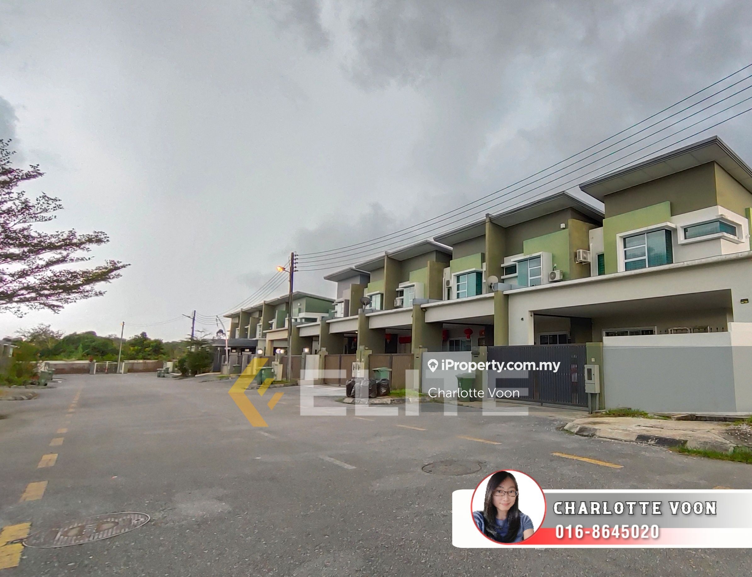 Jalan Semaba, Kuching, Kuching 2sty Terrace/Link House 4 bedrooms for