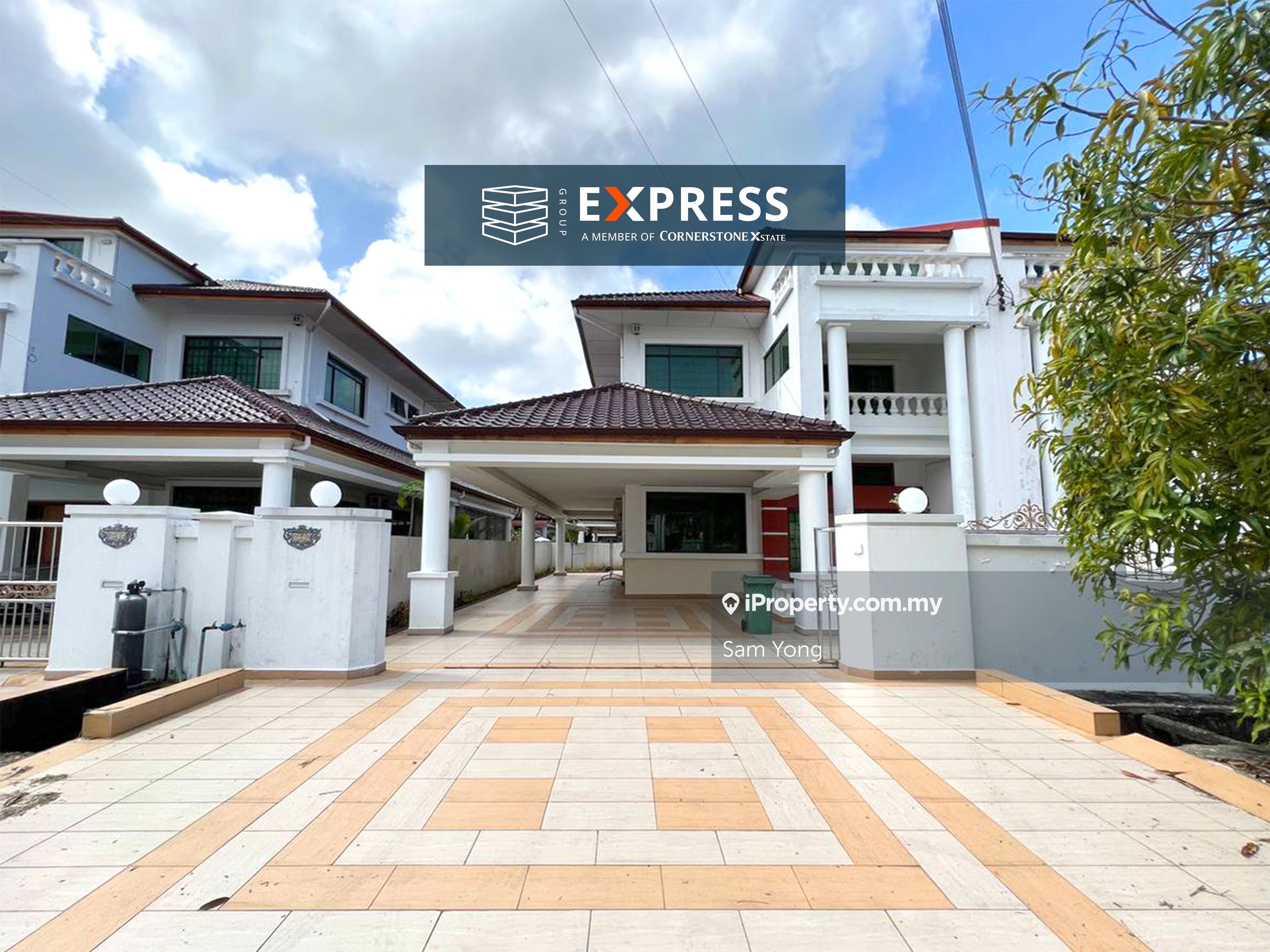 2.5 Storey Semi Detached House at Taman Bayshore, Miri Semidetached