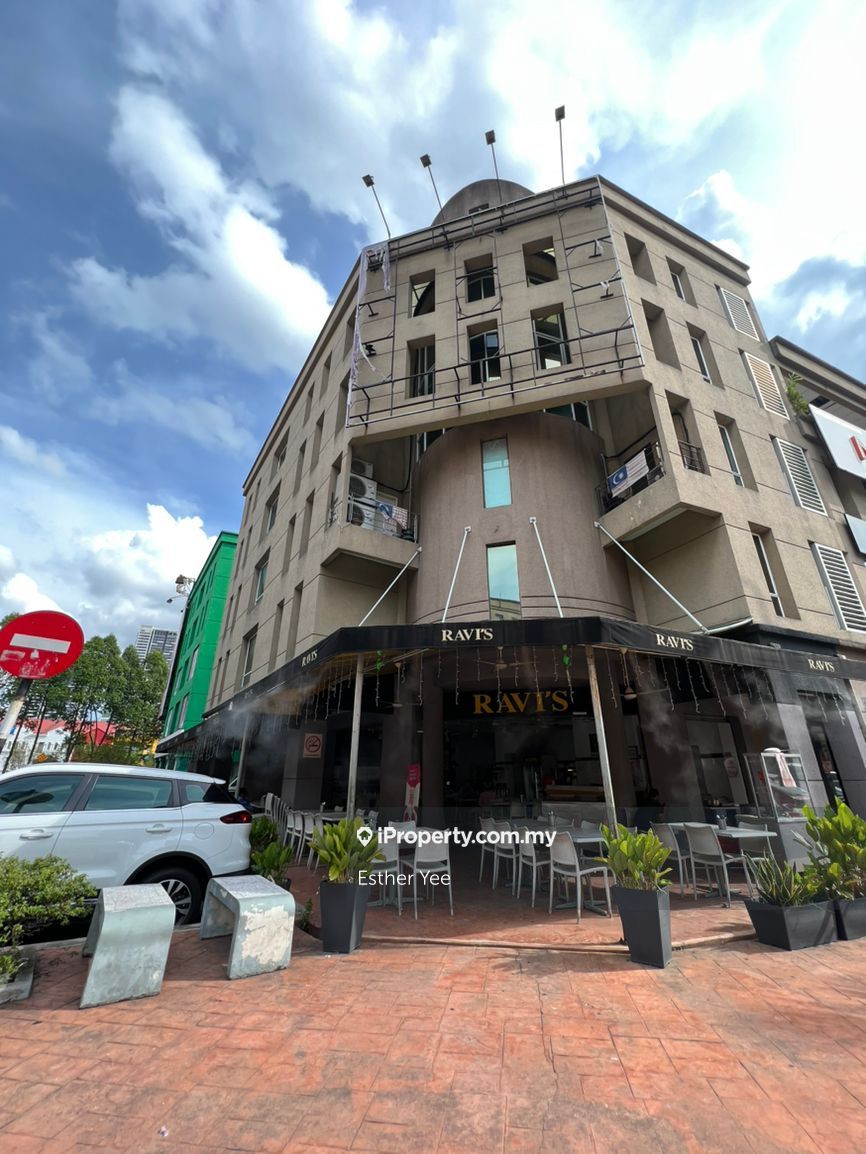 MAIN ROAD The Strand Kota Damansara, Kota Damansara for sale